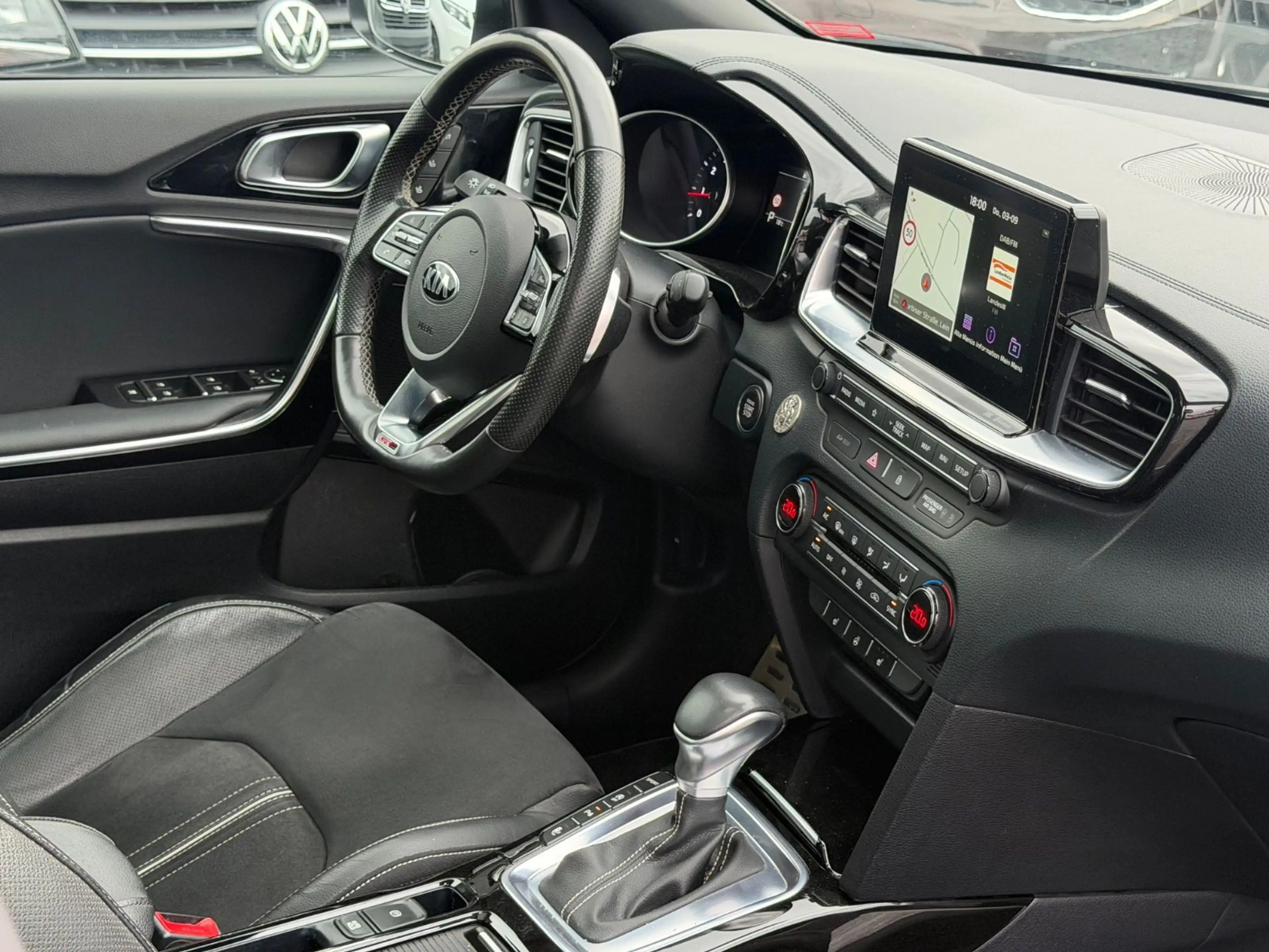 Kia ProCeed / pro_cee'd GT-Line — photo 9