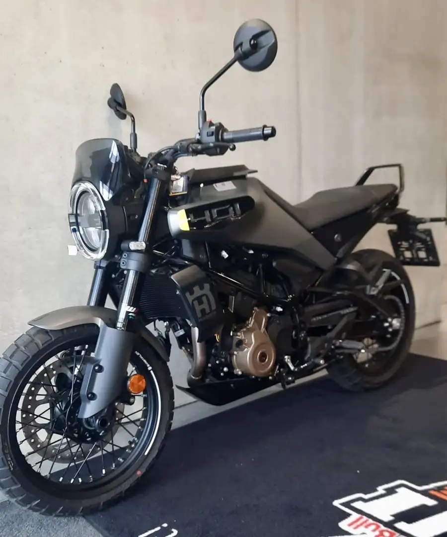 Husqvarna Svartpilen 401 (Juni 2025) , Neufahrzeug – 0 km, A2-tauglic - 1