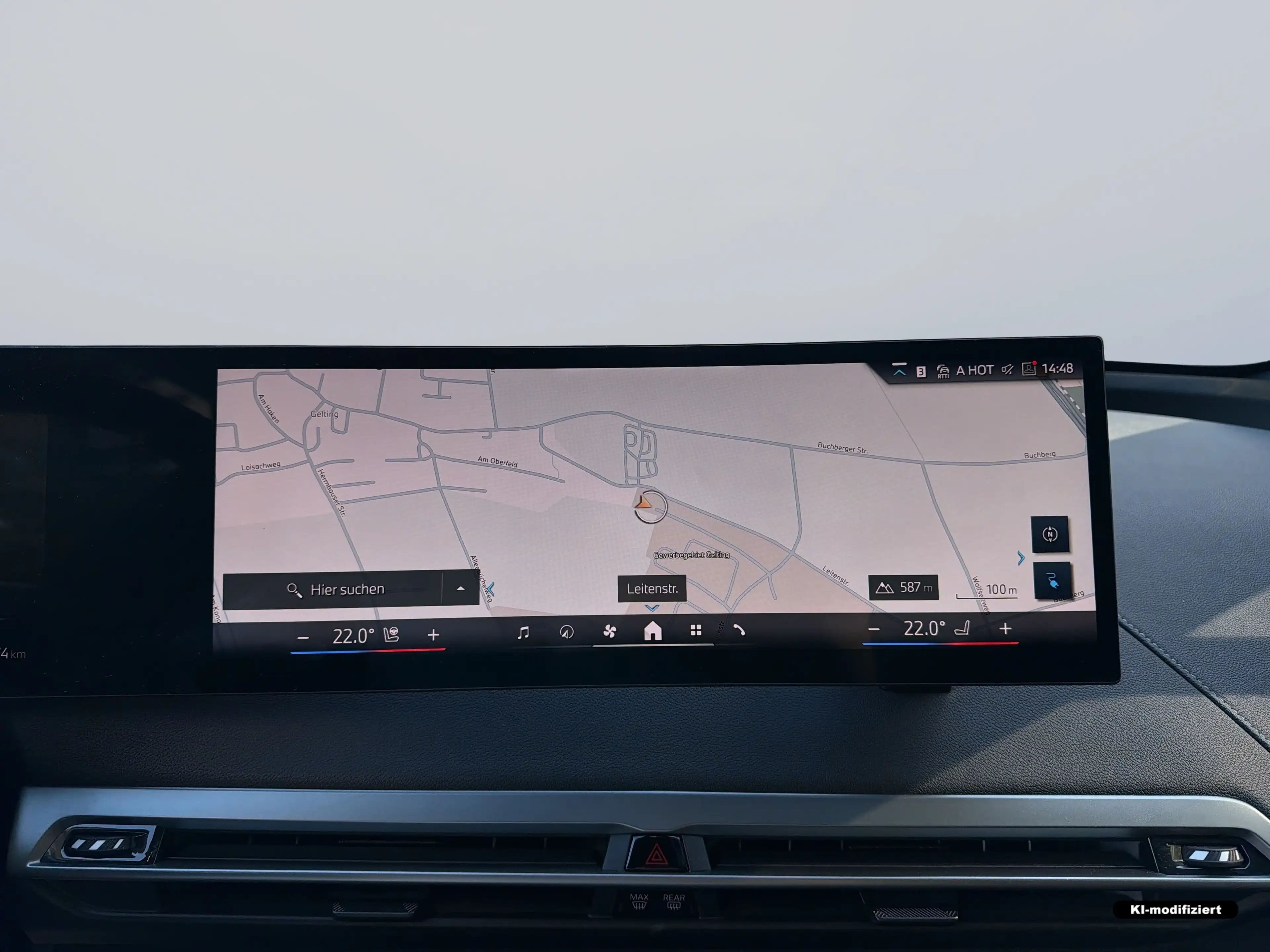 BMW iX xDrive45 — photo 14