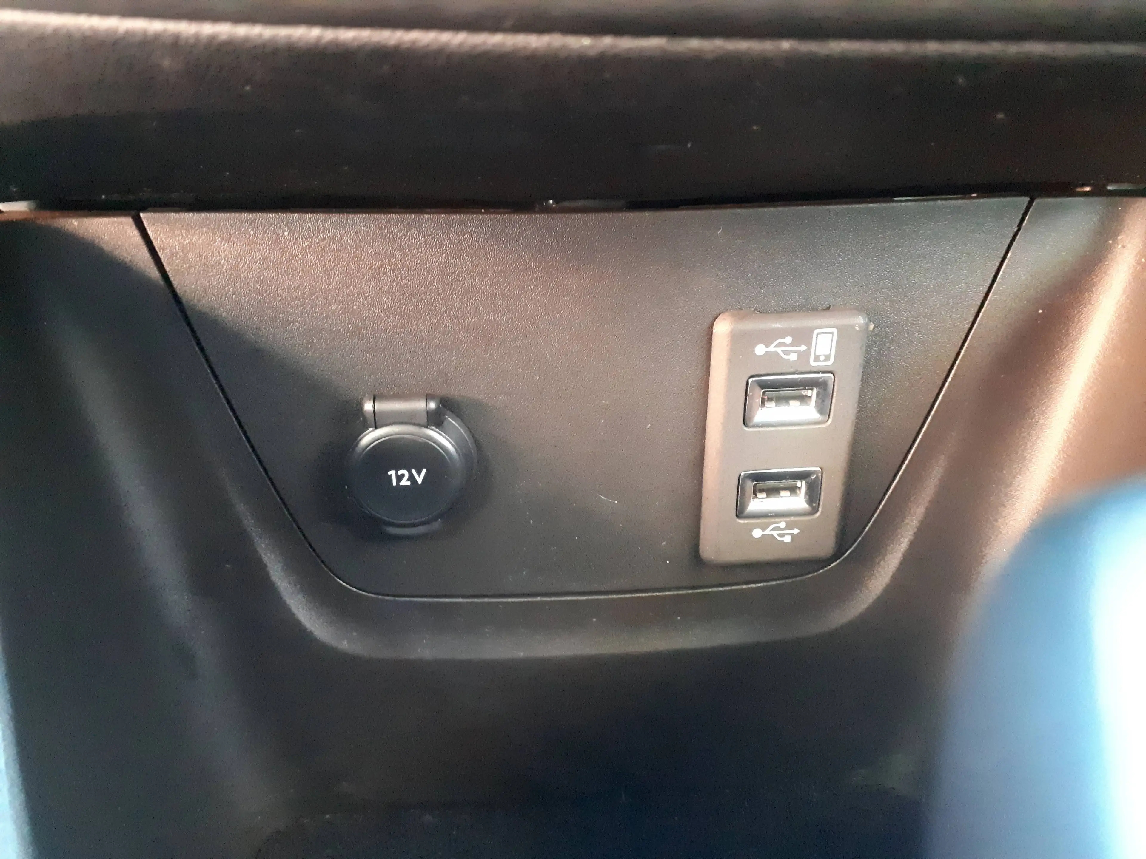 Opel Crossland 1.2 "Enjoy" AUTOMATIK, Sitz-/Lenkradheizung, Frontscheibe beheizbar, LED, DAB, NAVI, etc. — photo 14