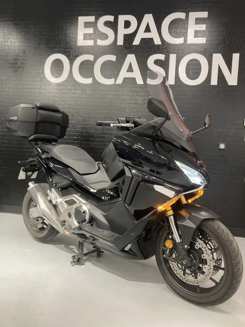 Honda Forza 750 Noir - 1