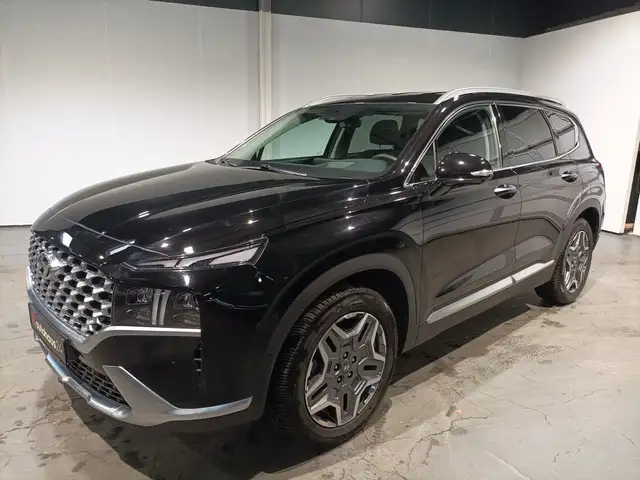 Hyundai Santa Fe view 3