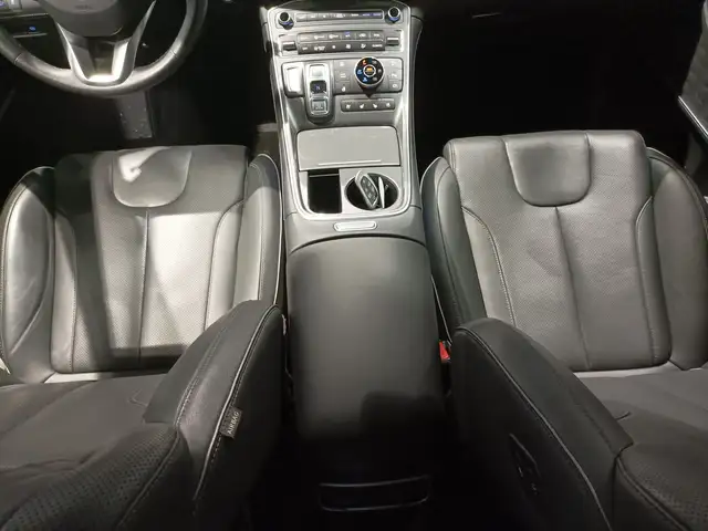 Hyundai Santa Fe view 14