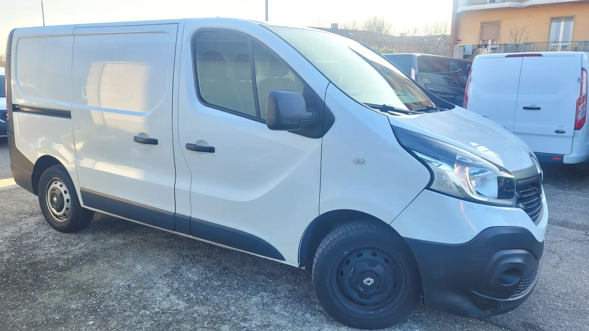 Renault Trafic T29 1.6 dCi 120CV PC-TN Furgone Ice Weiß - 1