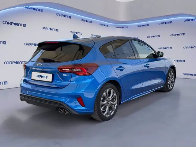 Ford Focus view 5