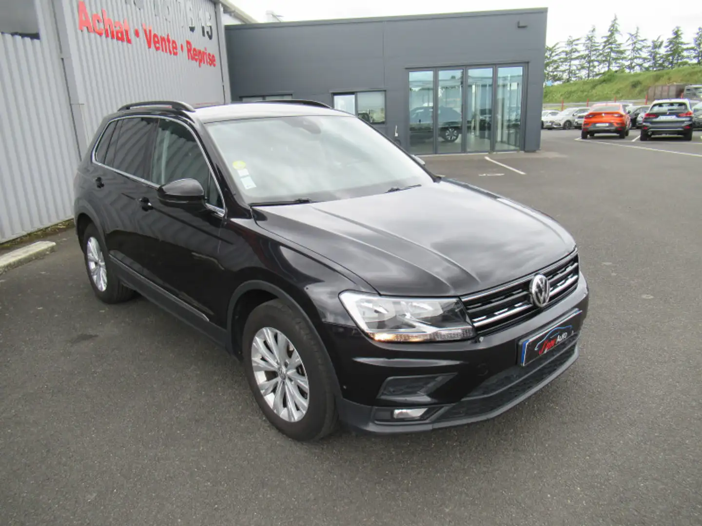 Volkswagen Tiguan 2.0 TDI 150CH CONFORTLINE BUSINESS DSG7 EURO6D-T Schwarz - 2