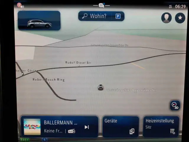 Mercedes-Benz GLC view 12