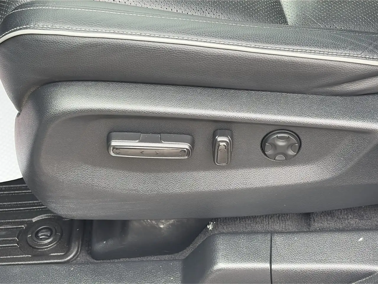 Honda Odyssey снимка Honda Odyssey