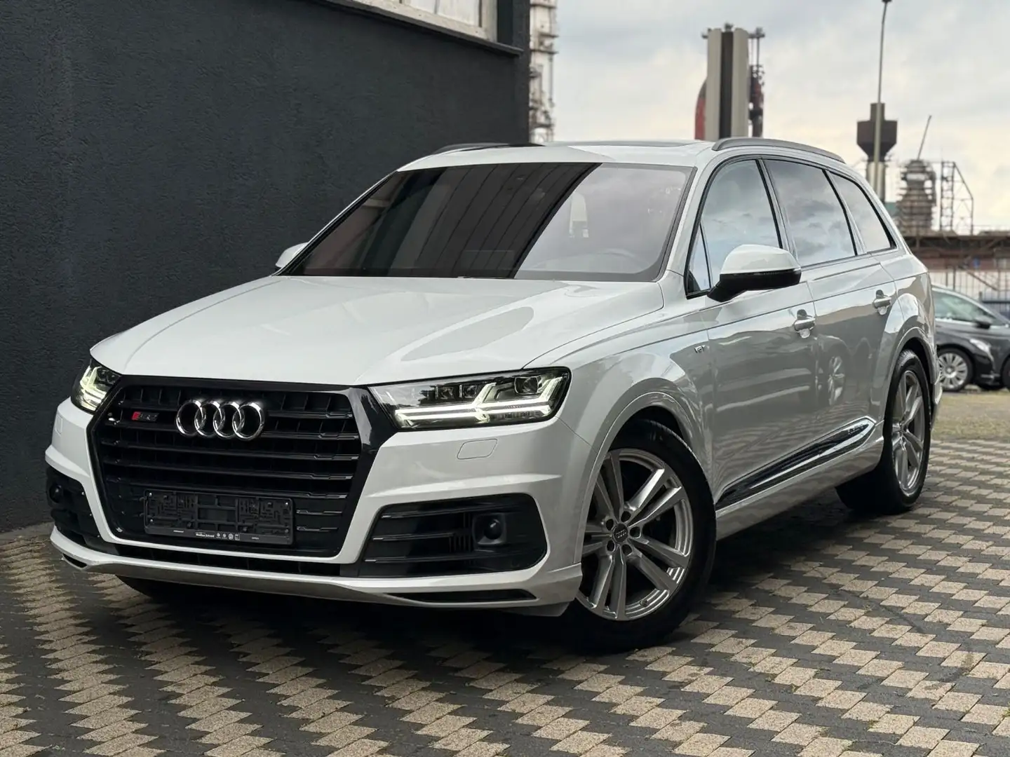 Audi SQ7 4.0 TDI quattro Matrix Leder Navi Pano Lift Bianco - 1