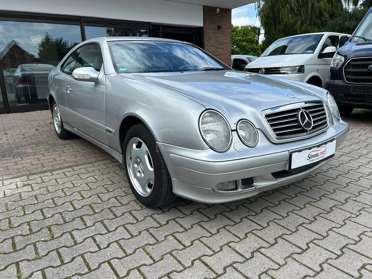 Mercedes-Benz CLK 320 Elegance Automatik*Klima*E.Schibedach Gris - 1