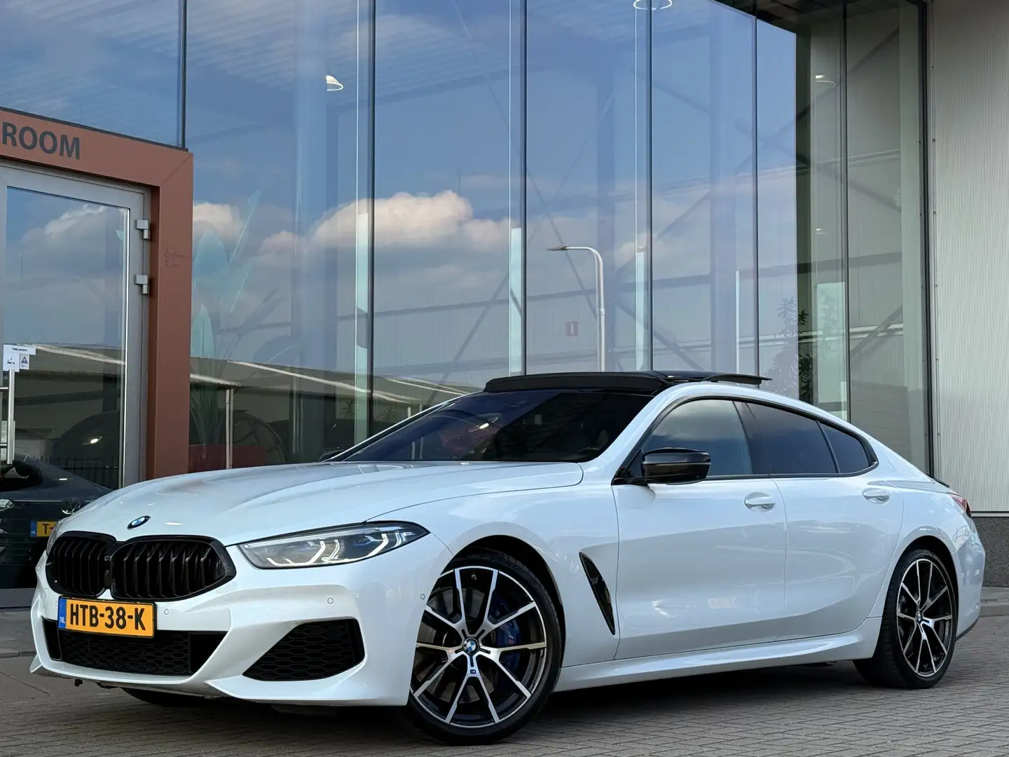 BMW M850 8-serie Gran Coupé M850i xDrive High Executive | P Wit - 1