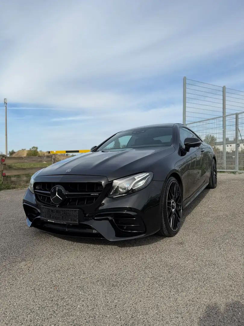 Mercedes-Benz E 220 d 4MATIC Aut. - 2