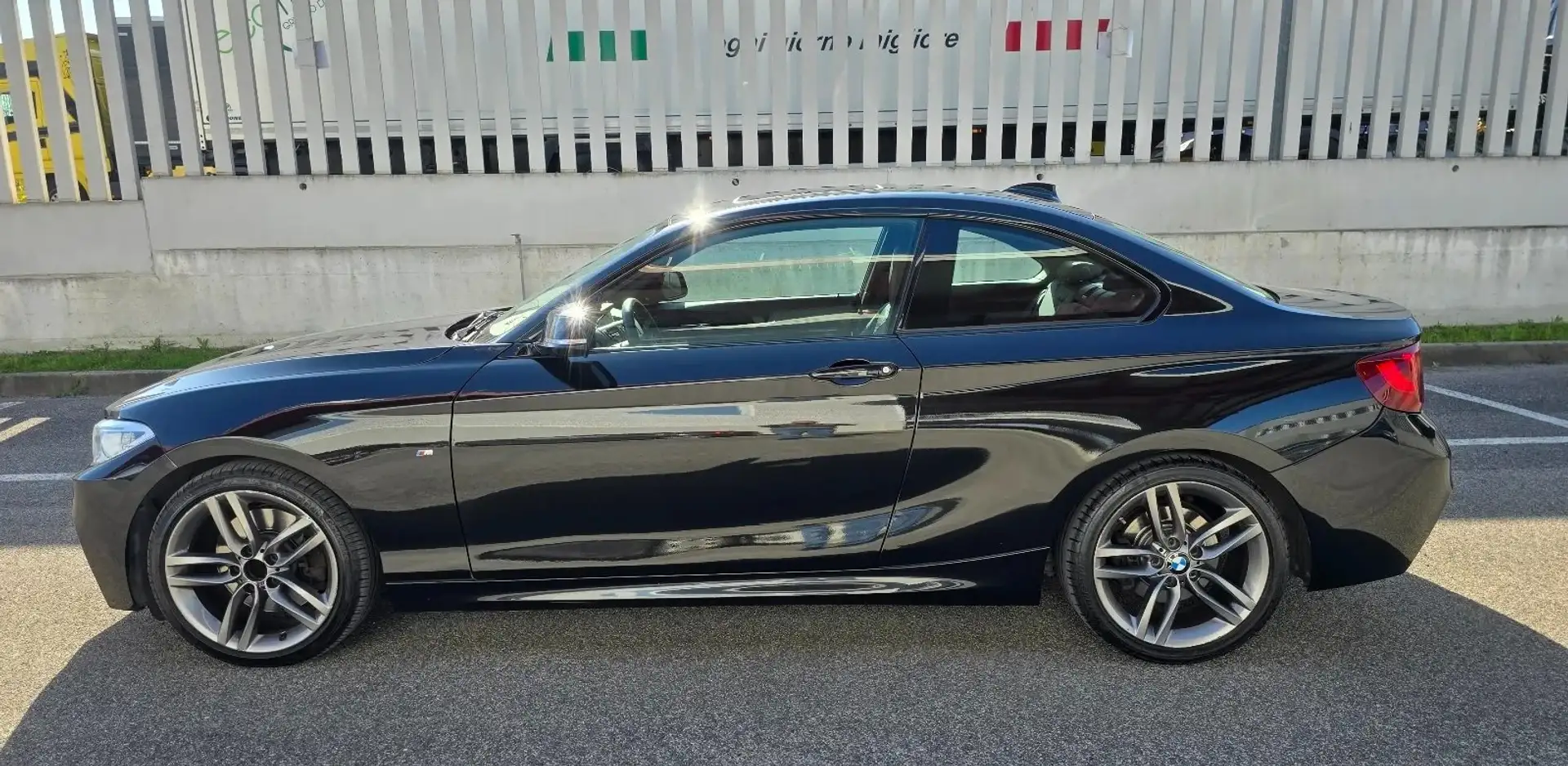 BMW 230 230i Coupe Msport auto crna - 1