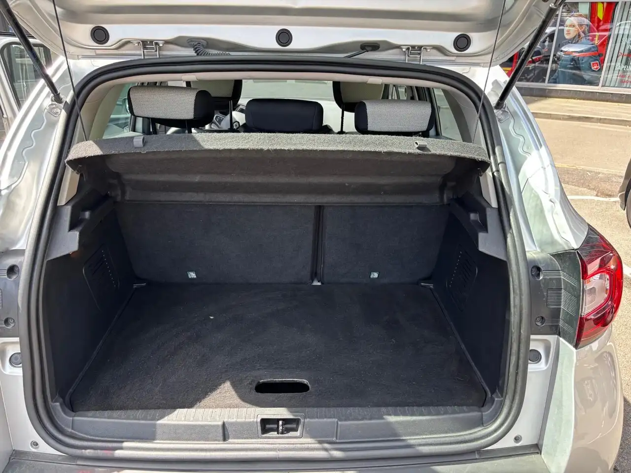 Renault Captur — photo 5