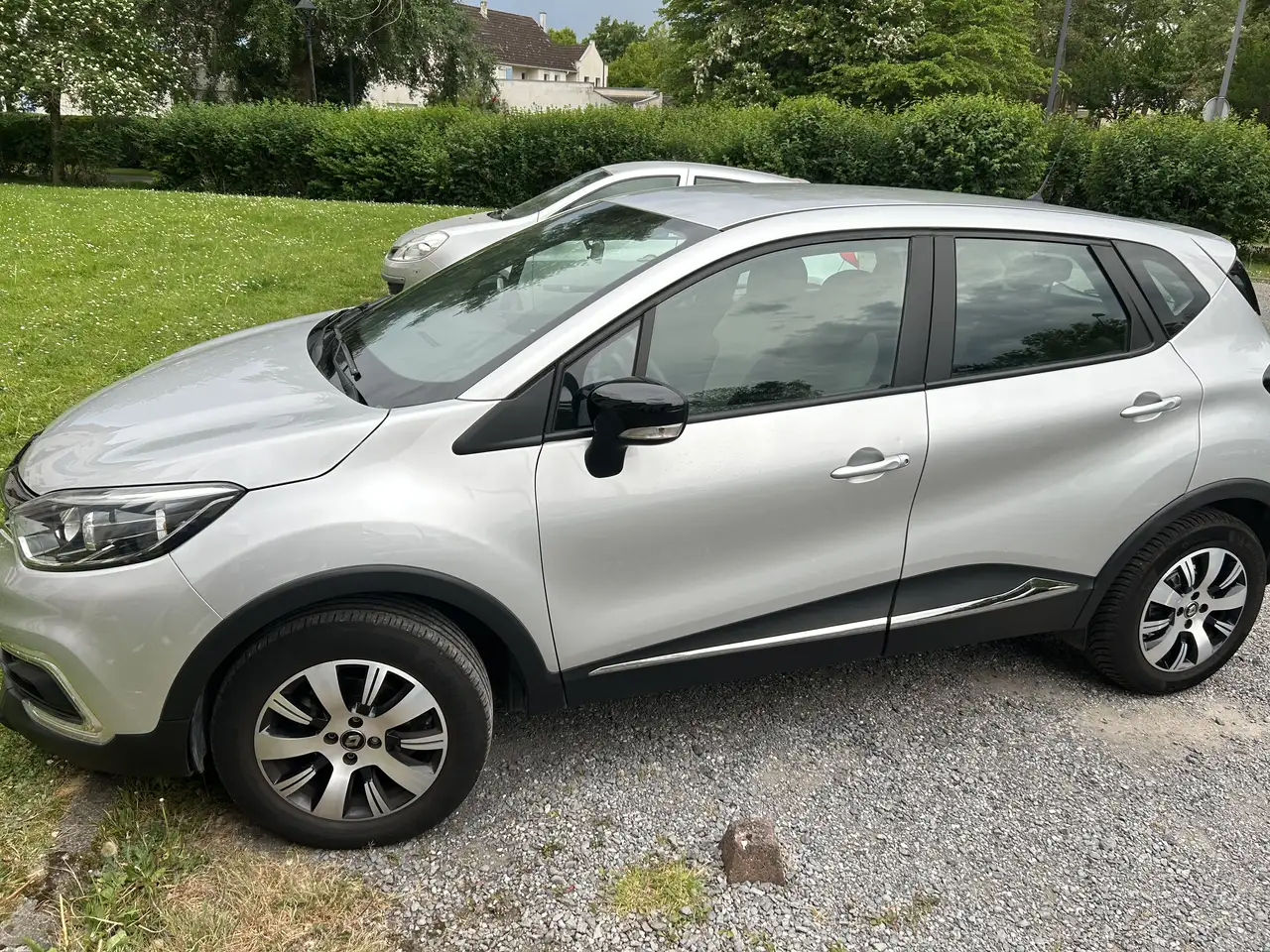 Renault Captur — photo 9