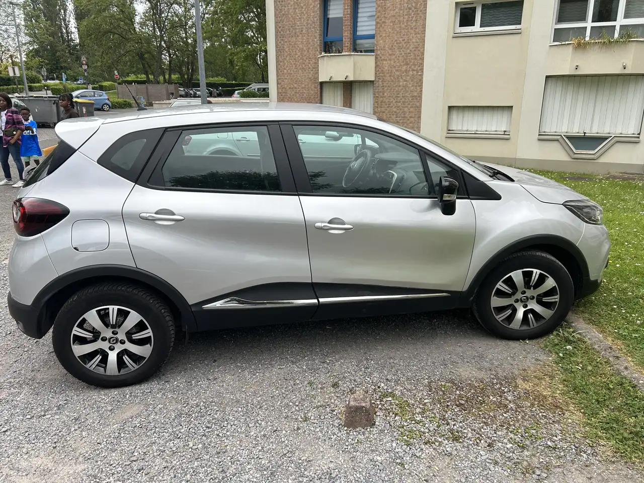 Renault Captur — photo 11