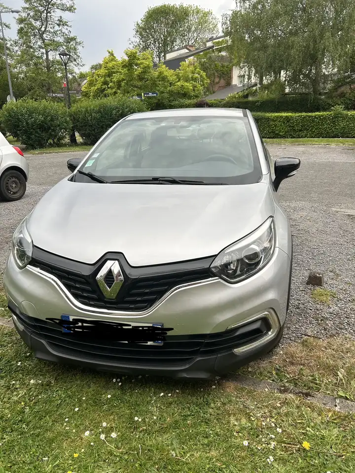 Renault Captur — photo 6