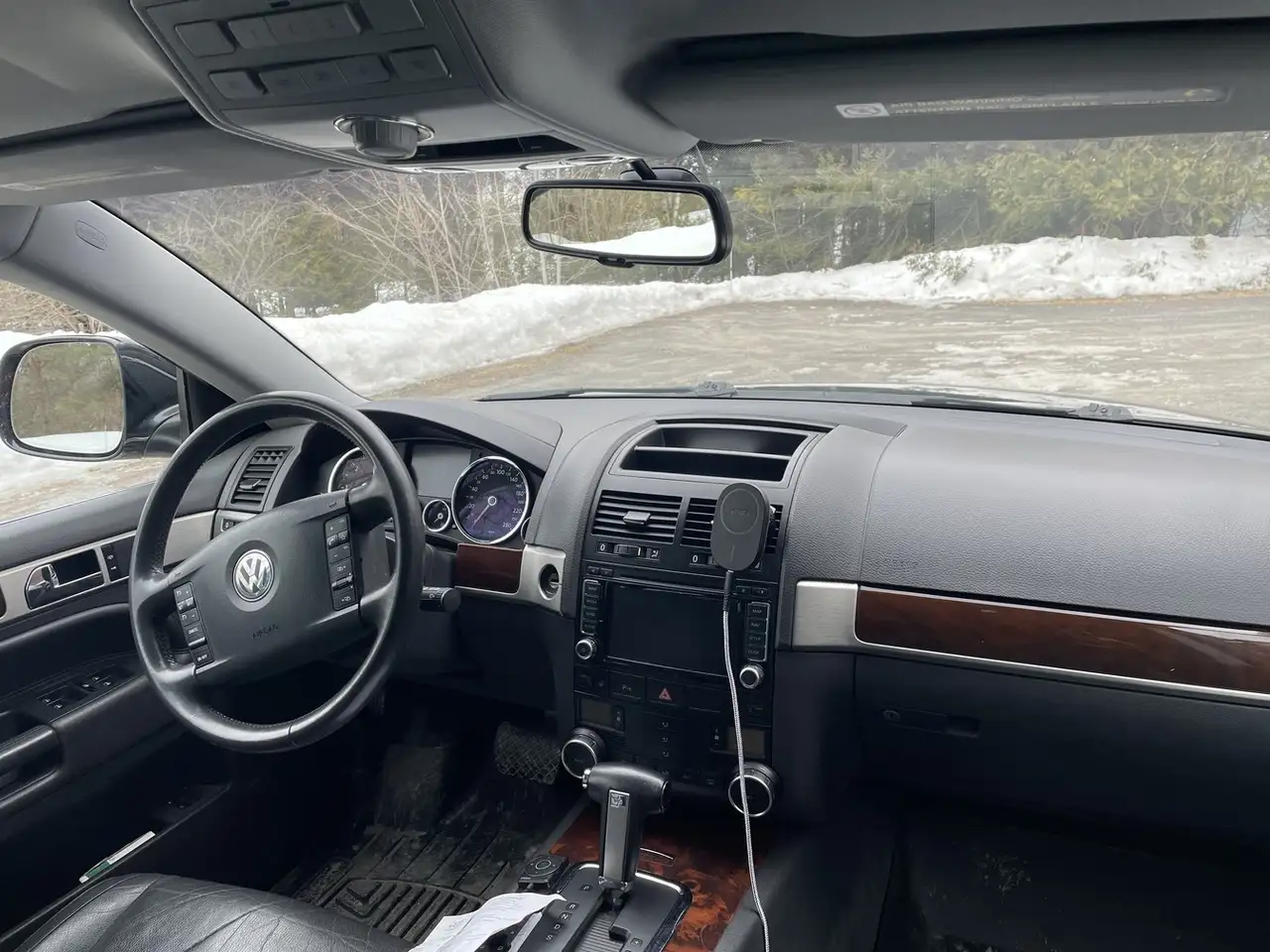 Volkswagen Touareg снимка Volkswagen Touareg