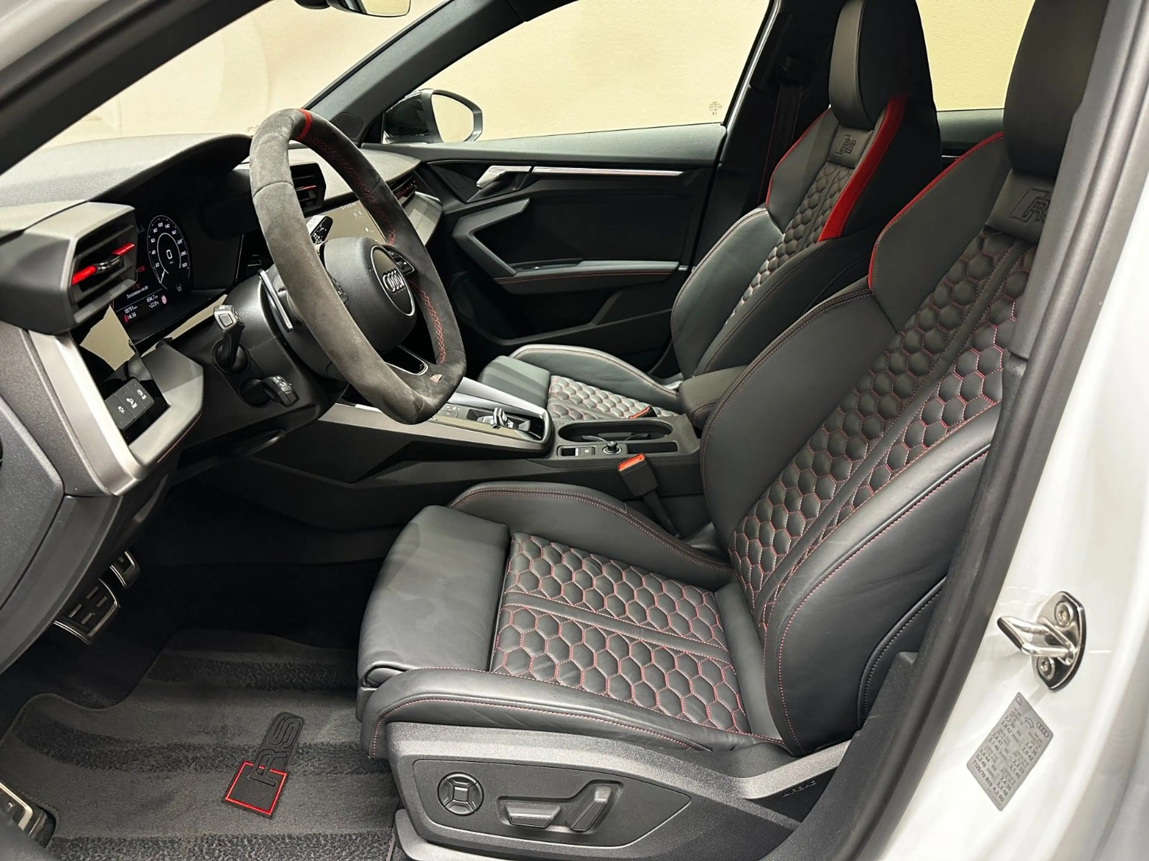 Audi RS3 Sportback quattro*HPerformance 530PS*KW* — photo 14