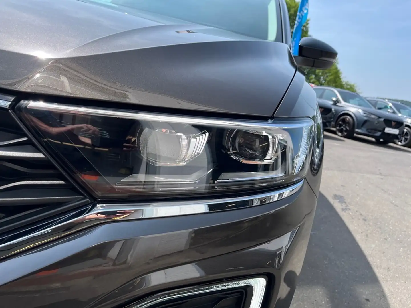 Volkswagen T-Roc 2,0 TDI DSG 4MOTION Brun - 2