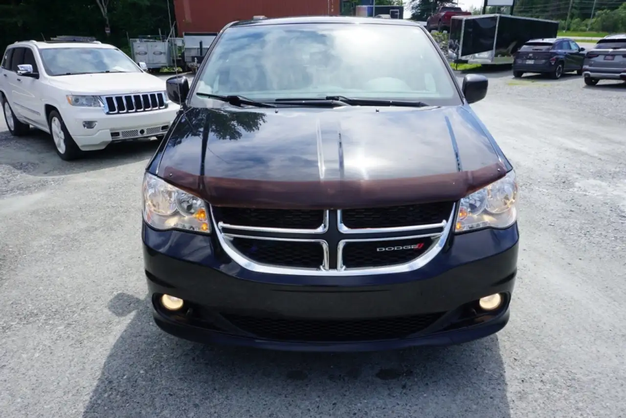 Dodge Grand Caravan снимка Dodge Grand Caravan