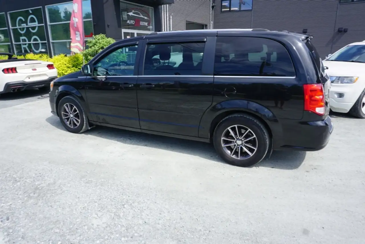 Dodge Grand Caravan снимка Dodge Grand Caravan