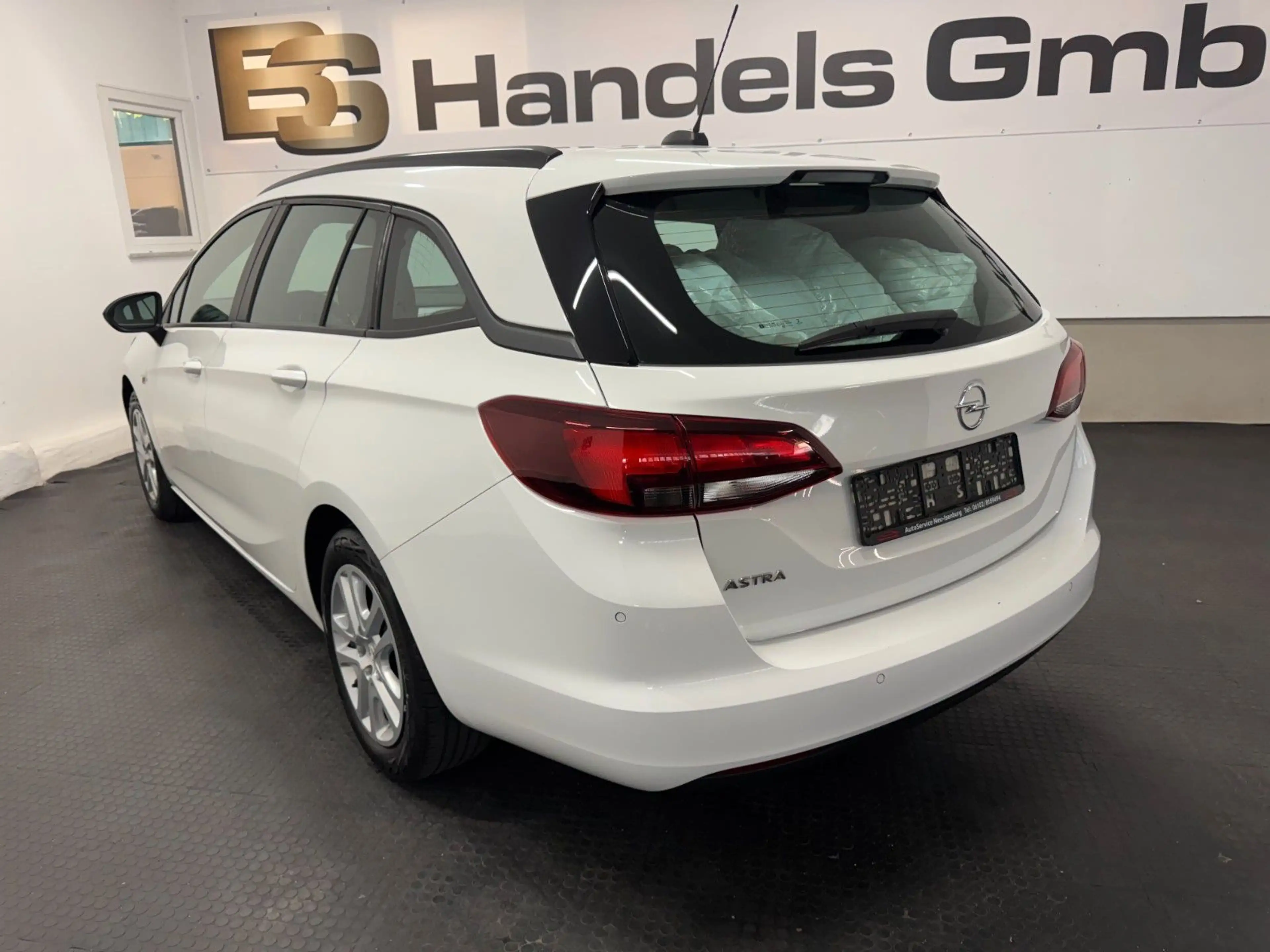 Opel Astra K Sports Tourer*PDC*AHK*NAVI*DAB*LED* — photo 6