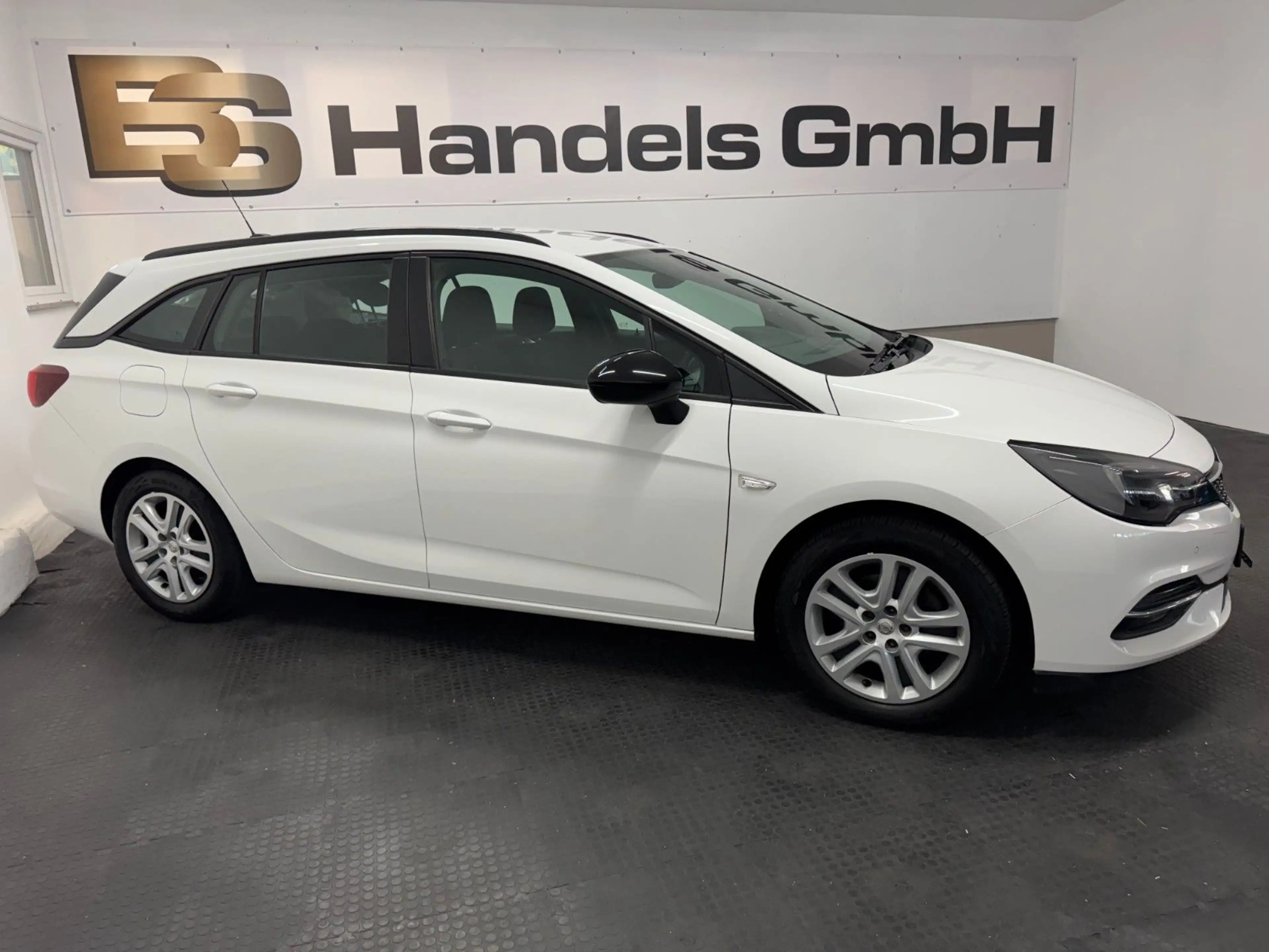 Opel Astra K Sports Tourer*PDC*AHK*NAVI*DAB*LED* — photo 5
