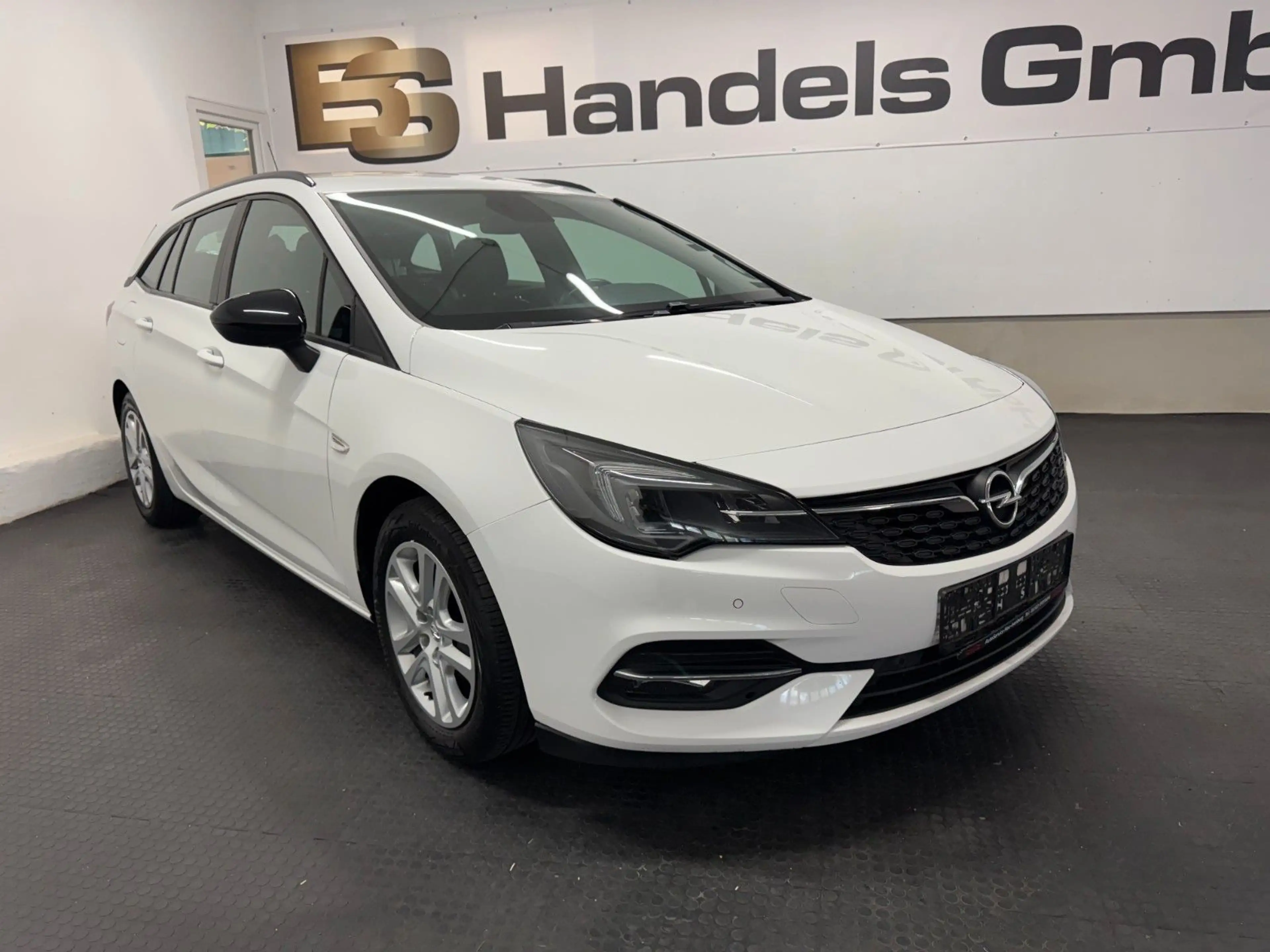 Opel Astra K Sports Tourer*PDC*AHK*NAVI*DAB*LED*