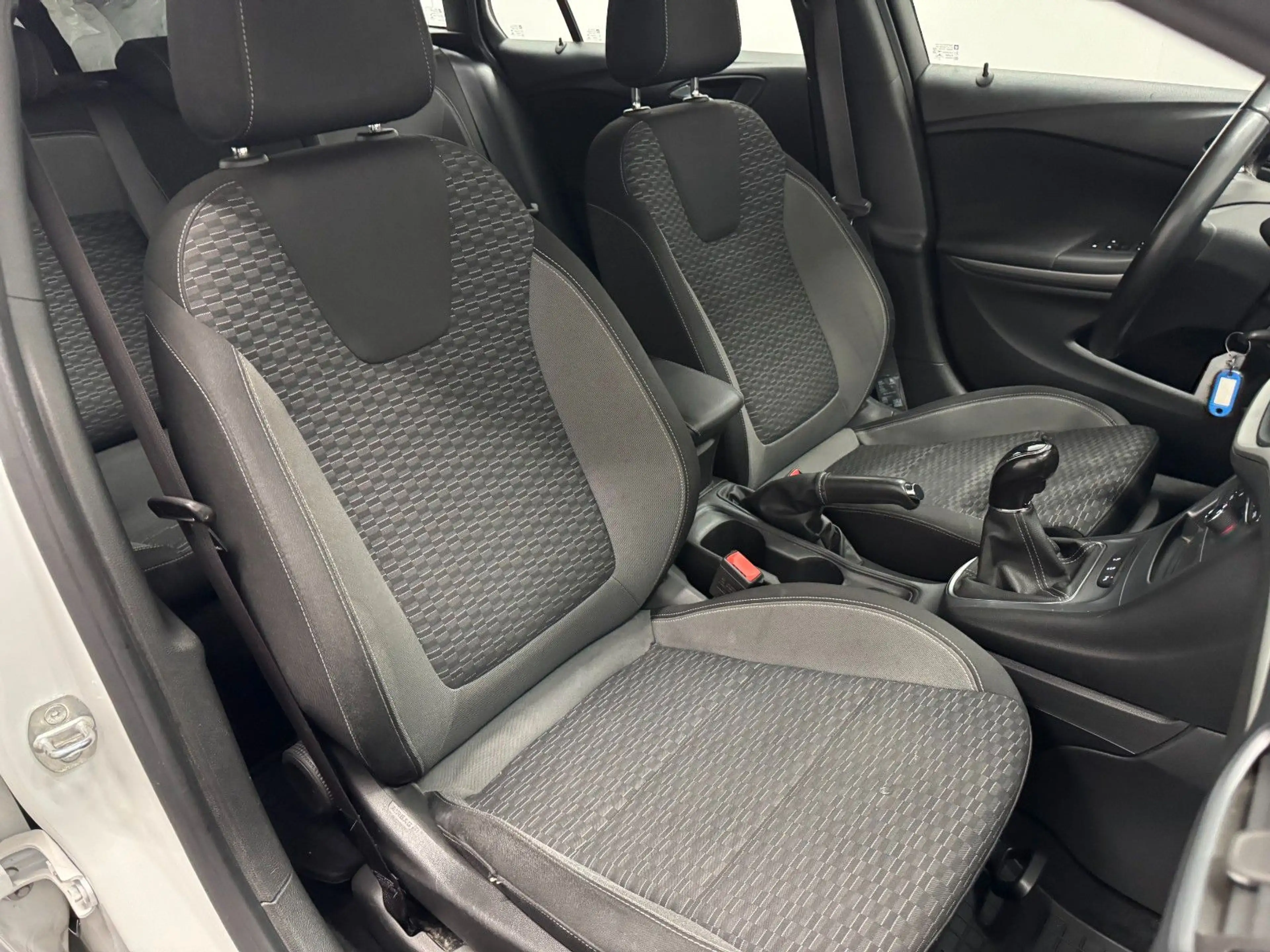 Opel Astra K Sports Tourer*PDC*AHK*NAVI*DAB*LED* — photo 17