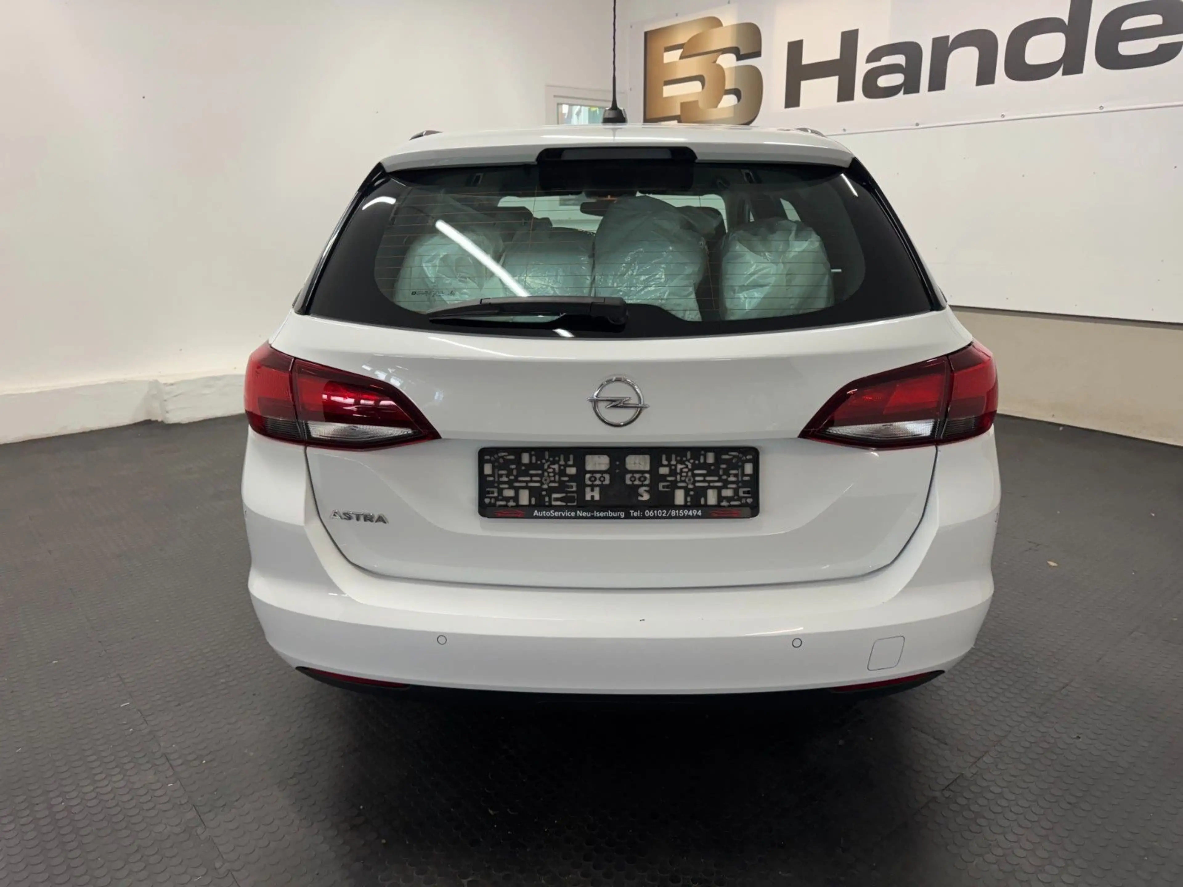 Opel Astra K Sports Tourer*PDC*AHK*NAVI*DAB*LED* — photo 7