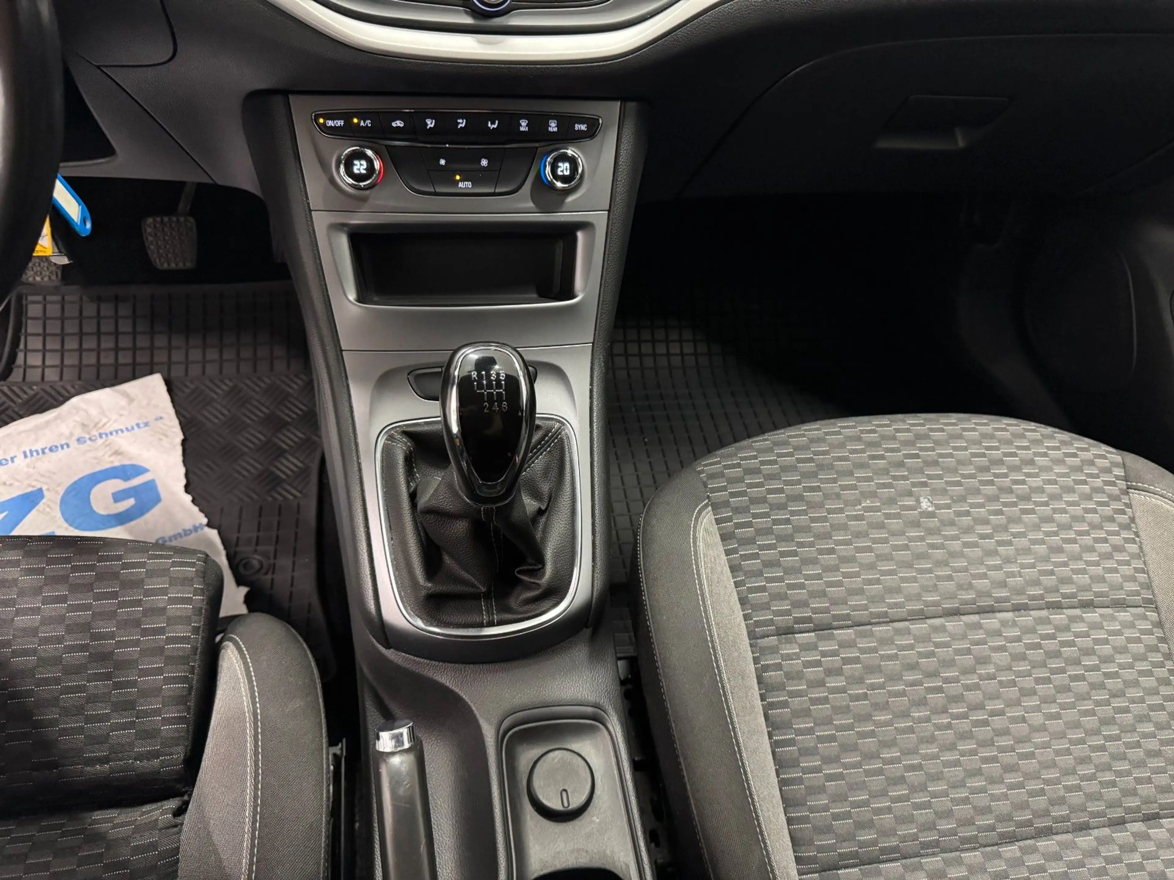 Opel Astra K Sports Tourer*PDC*AHK*NAVI*DAB*LED* — photo 15