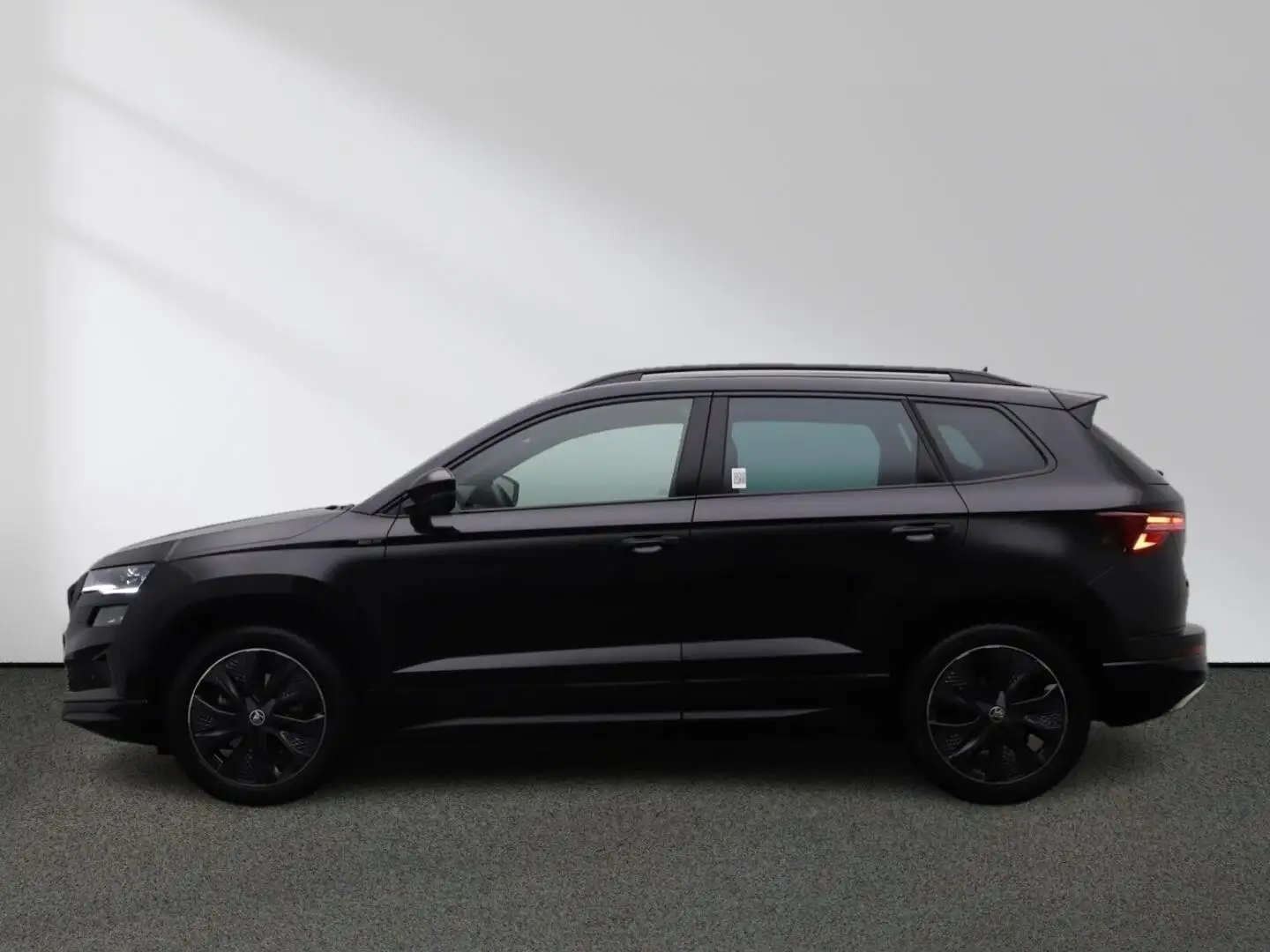 Skoda Karoq 2.0 TSI 4x4 CarPlay Matrix Digi-Cockpit Schwarz - 2