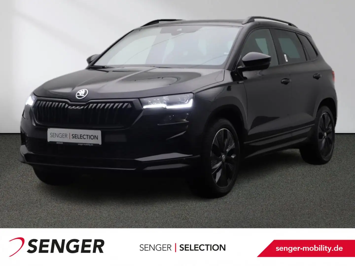 Skoda Karoq 2.0 TSI 4x4 CarPlay Matrix Digi-Cockpit Schwarz - 1