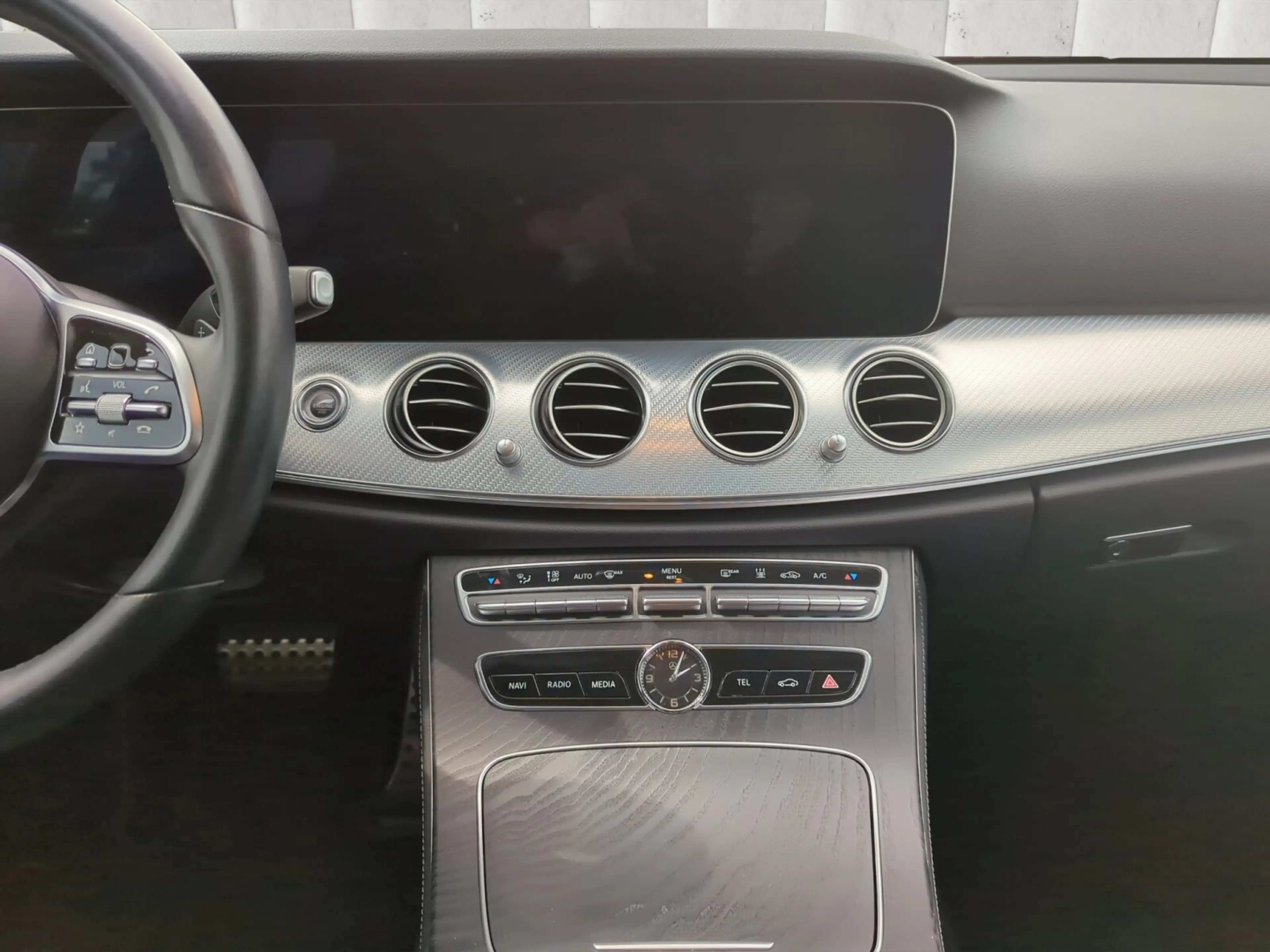 Mercedes-Benz E 300 E 300 T de 360° Kamera Memory Totwinkel Multibeam — photo 13