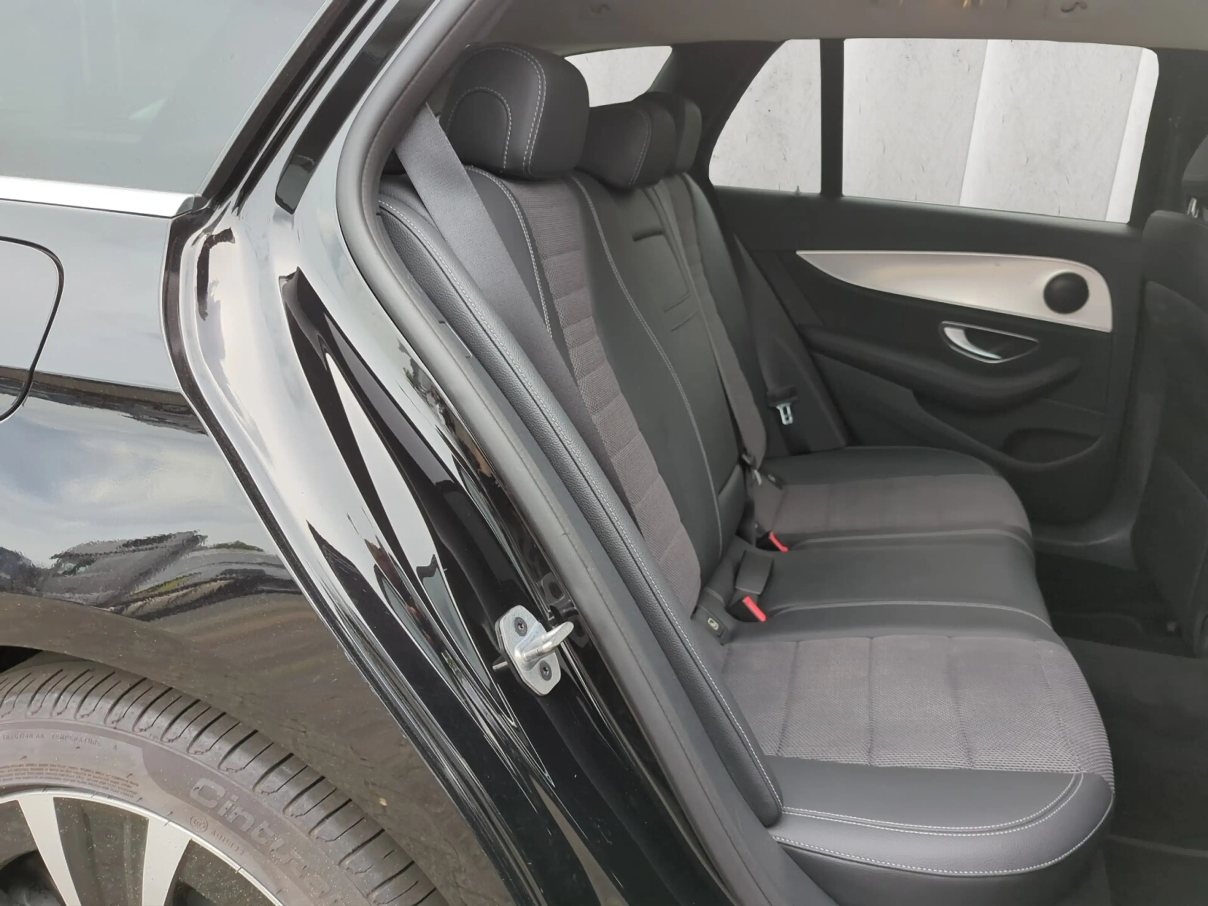 Mercedes-Benz E 300 E 300 T de 360° Kamera Memory Totwinkel Multibeam — photo 10