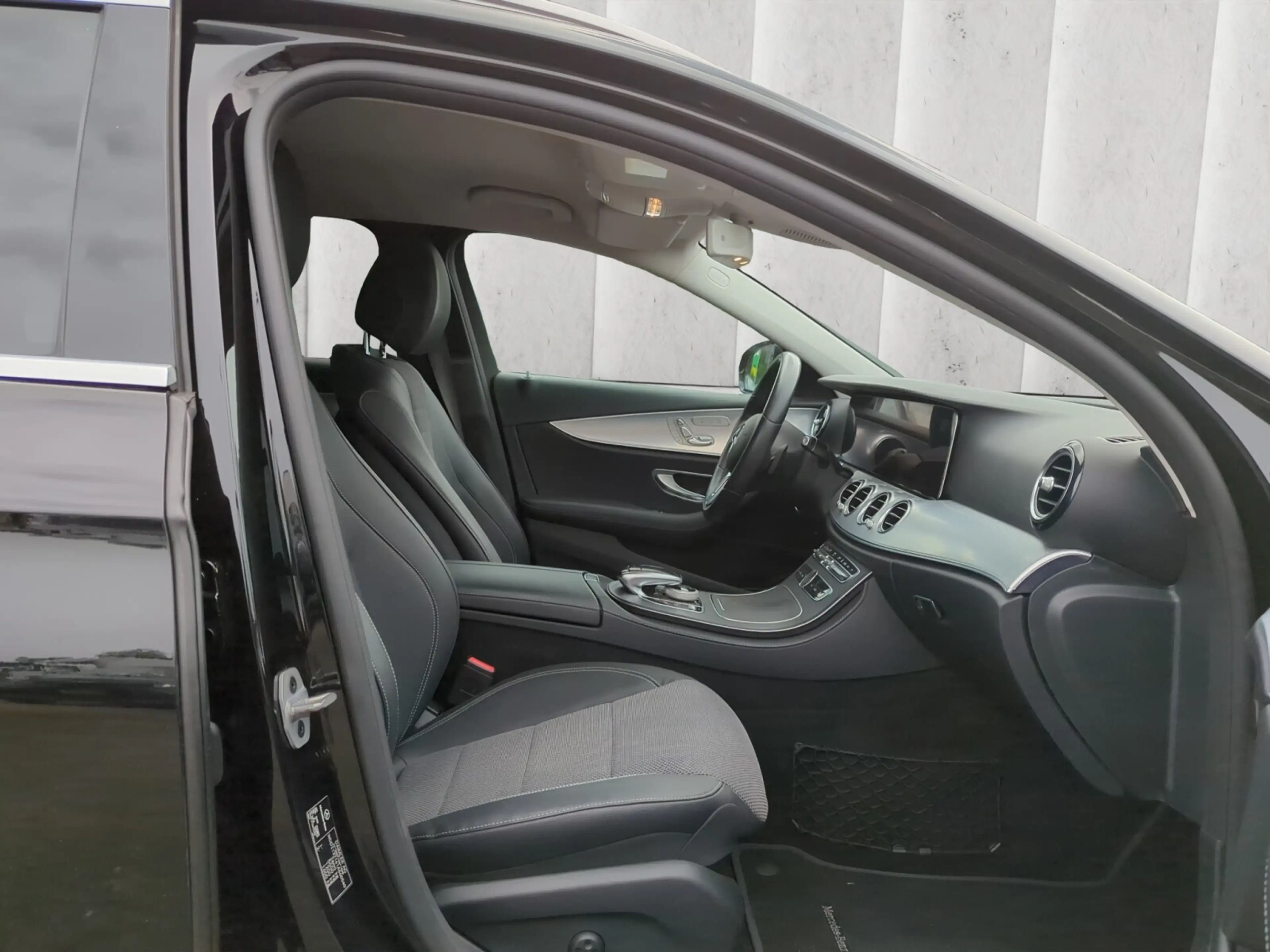 Mercedes-Benz E 300 E 300 T de 360° Kamera Memory Totwinkel Multibeam — photo 9