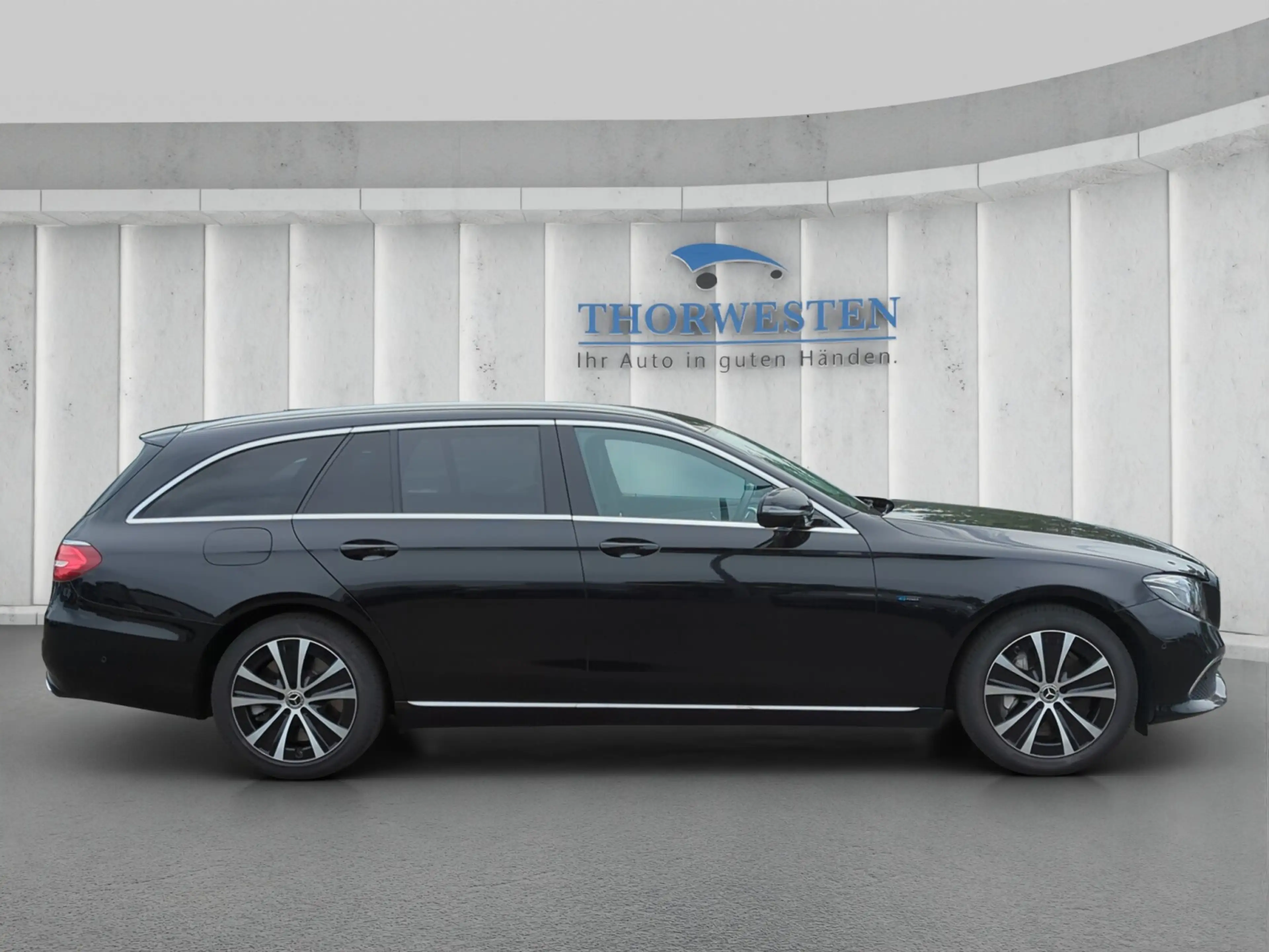 Mercedes-Benz E 300 E 300 T de 360° Kamera Memory Totwinkel Multibeam — photo 6