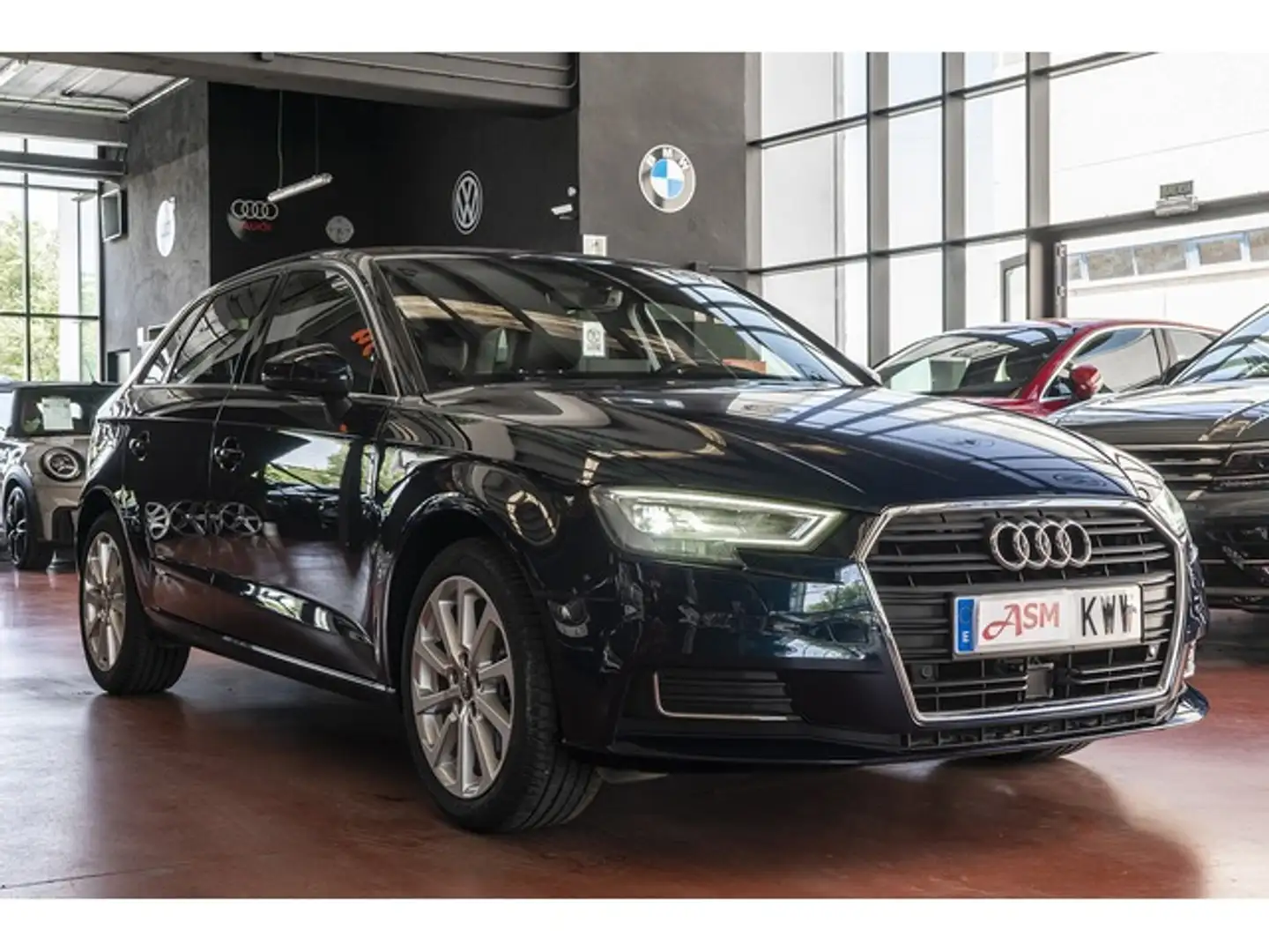 Audi A3 Sportback 30 g-tron Design S tronic 96kW Kék - 2