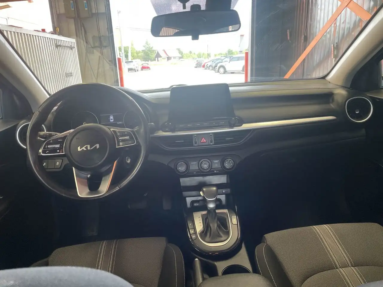 Kia Forte снимка Kia Forte