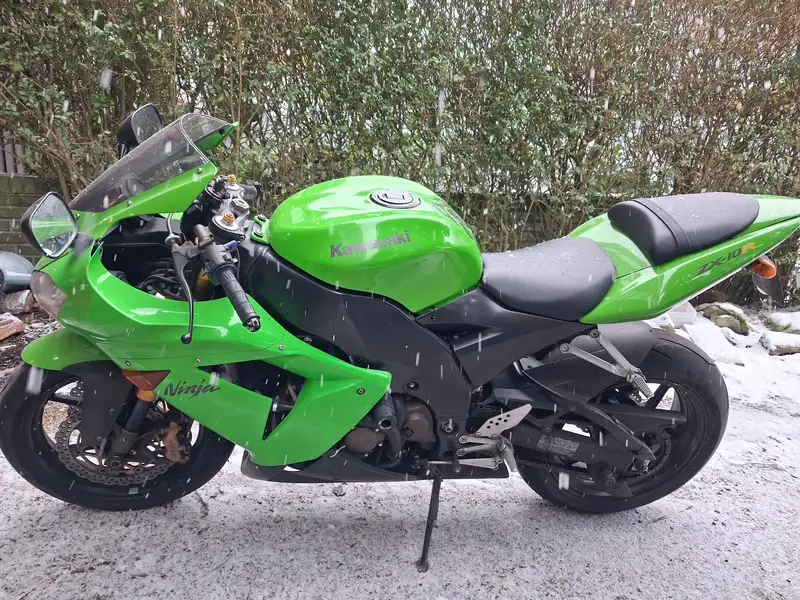 Kawasaki Ninja ZX-10R - foto 3