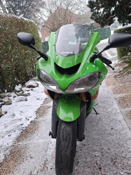 Kawasaki Ninja ZX-10R - foto 4