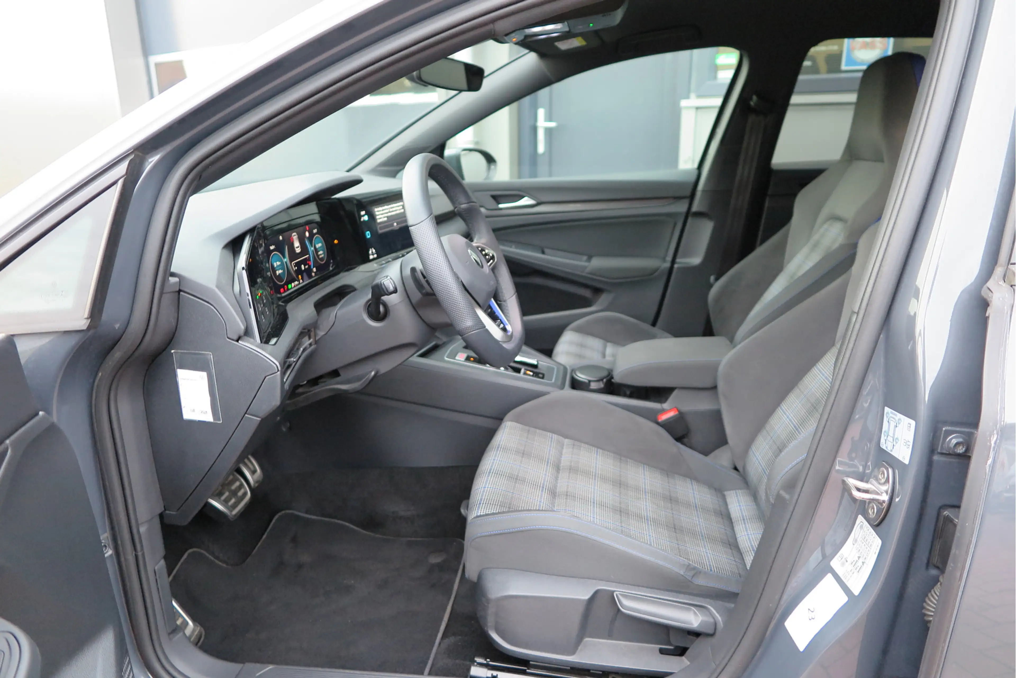 Volkswagen Golf GTE 1.4 eHybrid 245pk ,SOH 91%. ACC, PDC, Virtual cock — photo 17