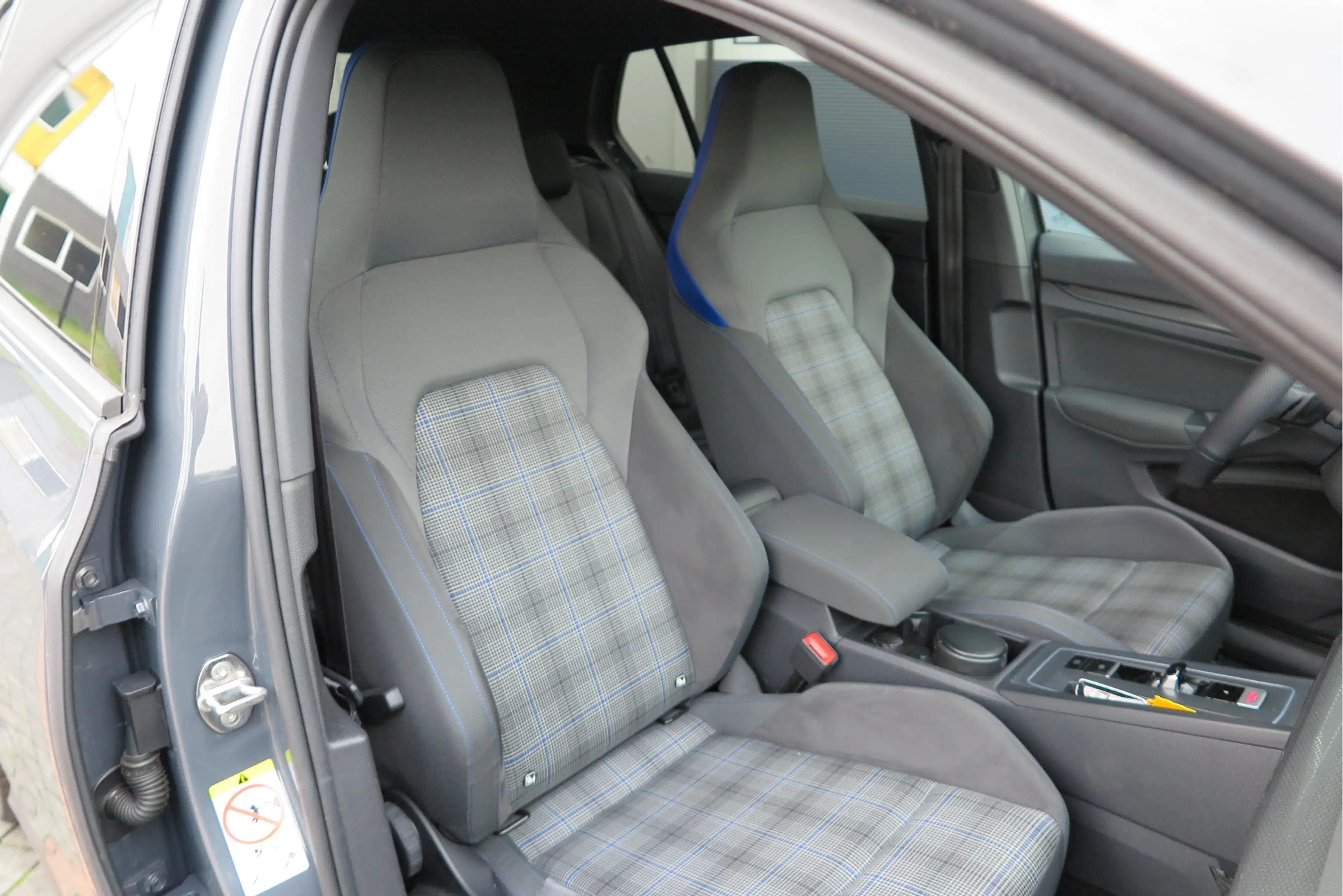 Volkswagen Golf GTE 1.4 eHybrid 245pk ,SOH 91%. ACC, PDC, Virtual cock — photo 31