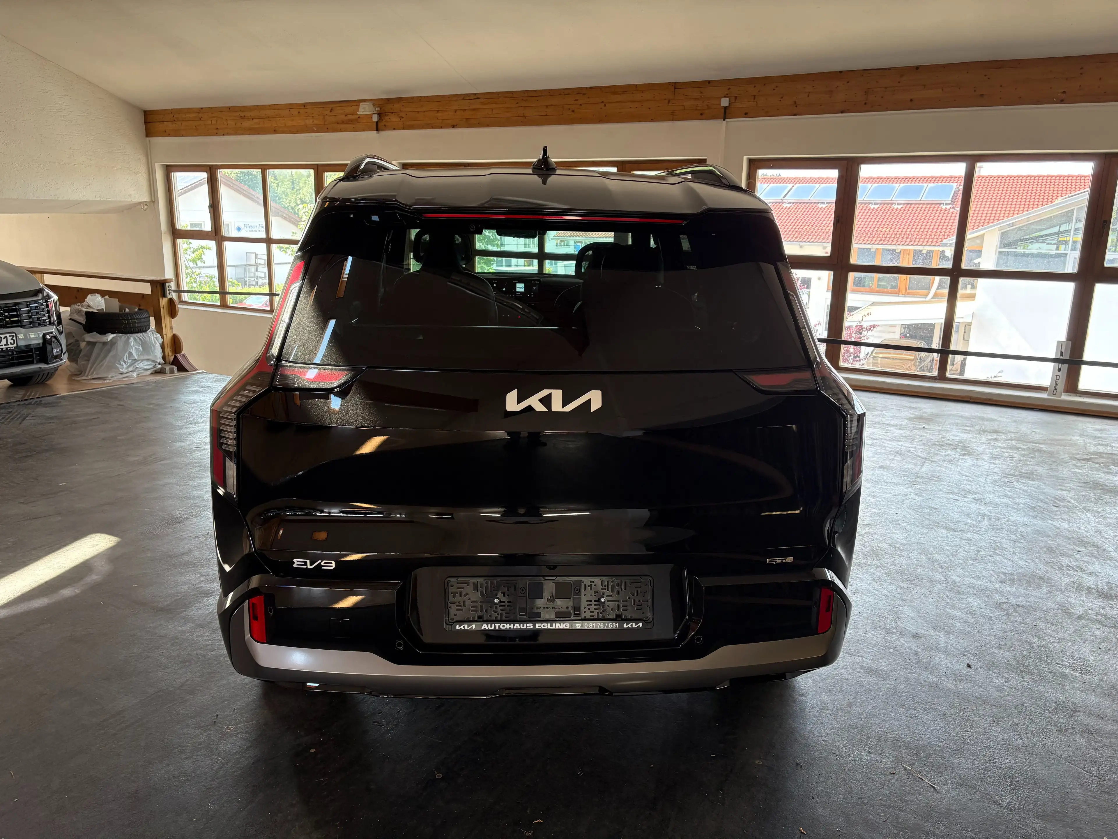 Kia EV9 GT-Line 4WD — photo 4
