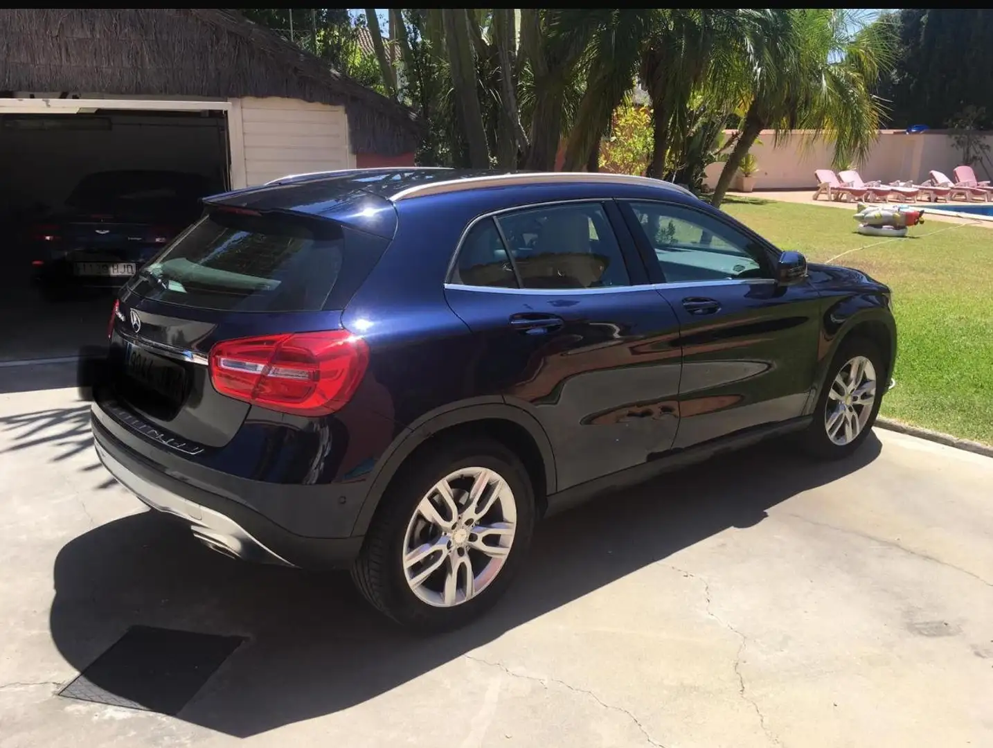 Mercedes-Benz GLA 200 GLA 200d Urban 7G-DCT Urban Azul - 2