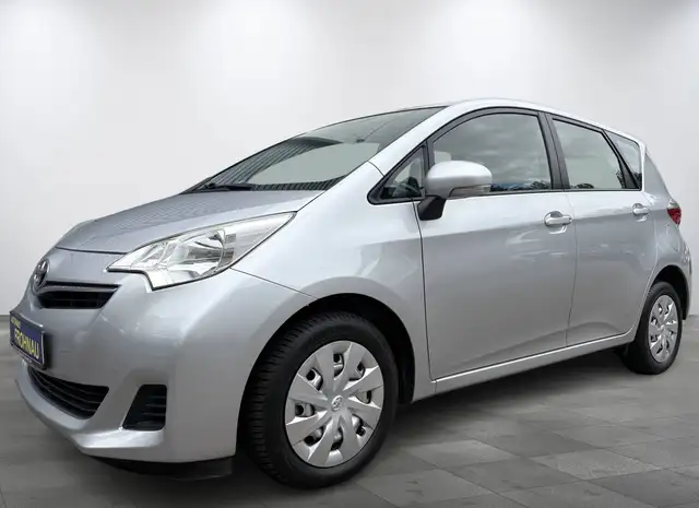 Toyota Verso-S Life Automatik Kamera Klimaanlage Radio Bluetooth