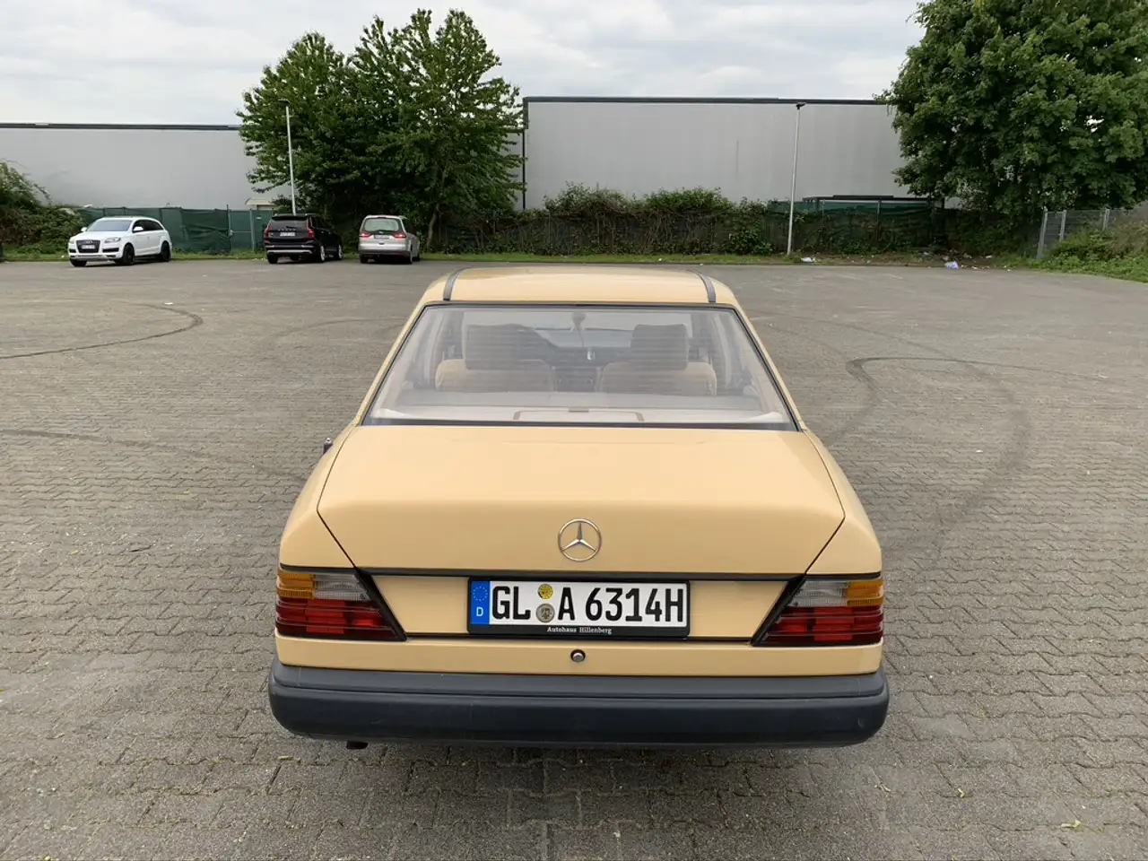 Mercedes-Benz 200D, foto 5