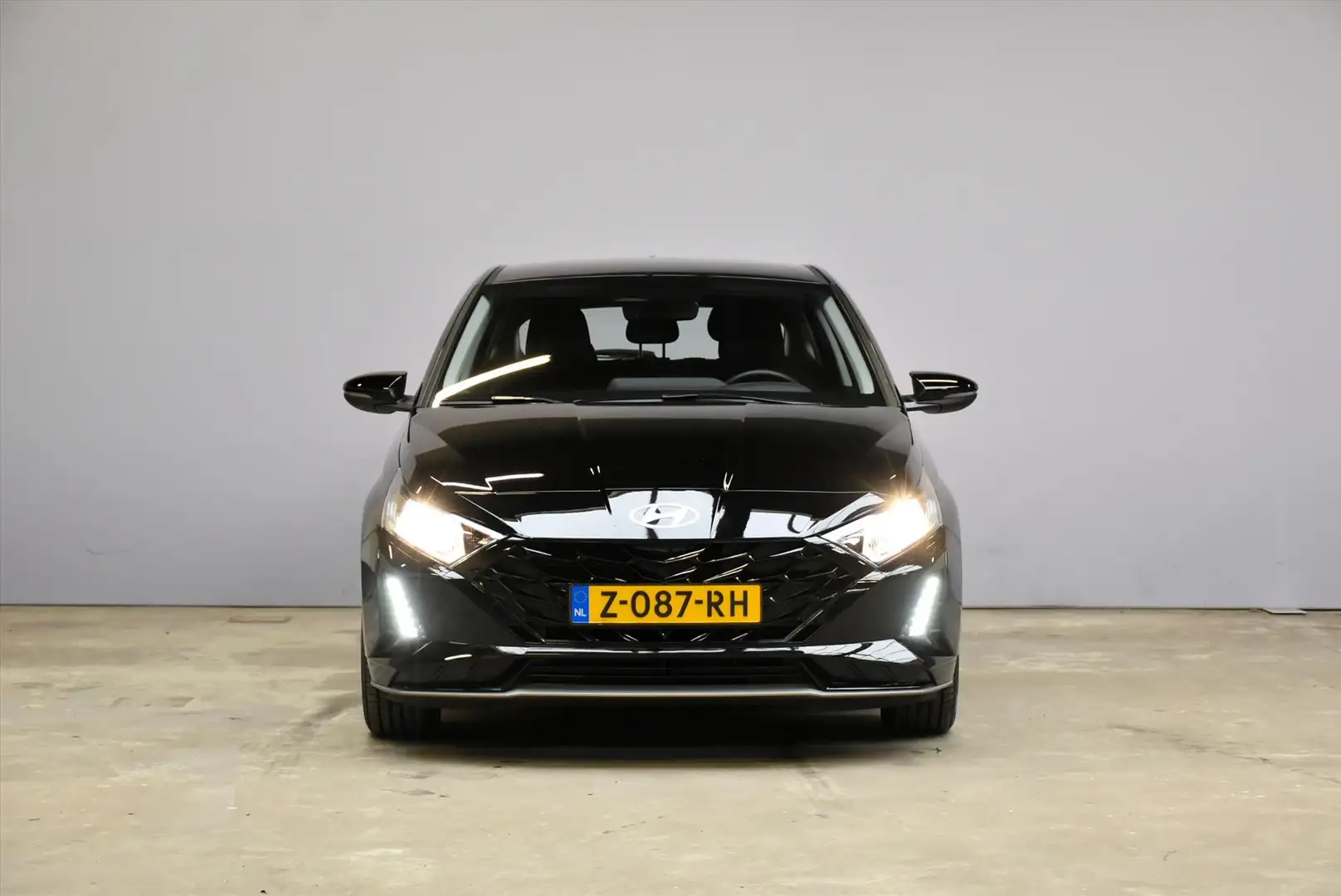 Hyundai i20 1.0 T-GDI 48V MHEV 100pk Comfort Zwart - 2