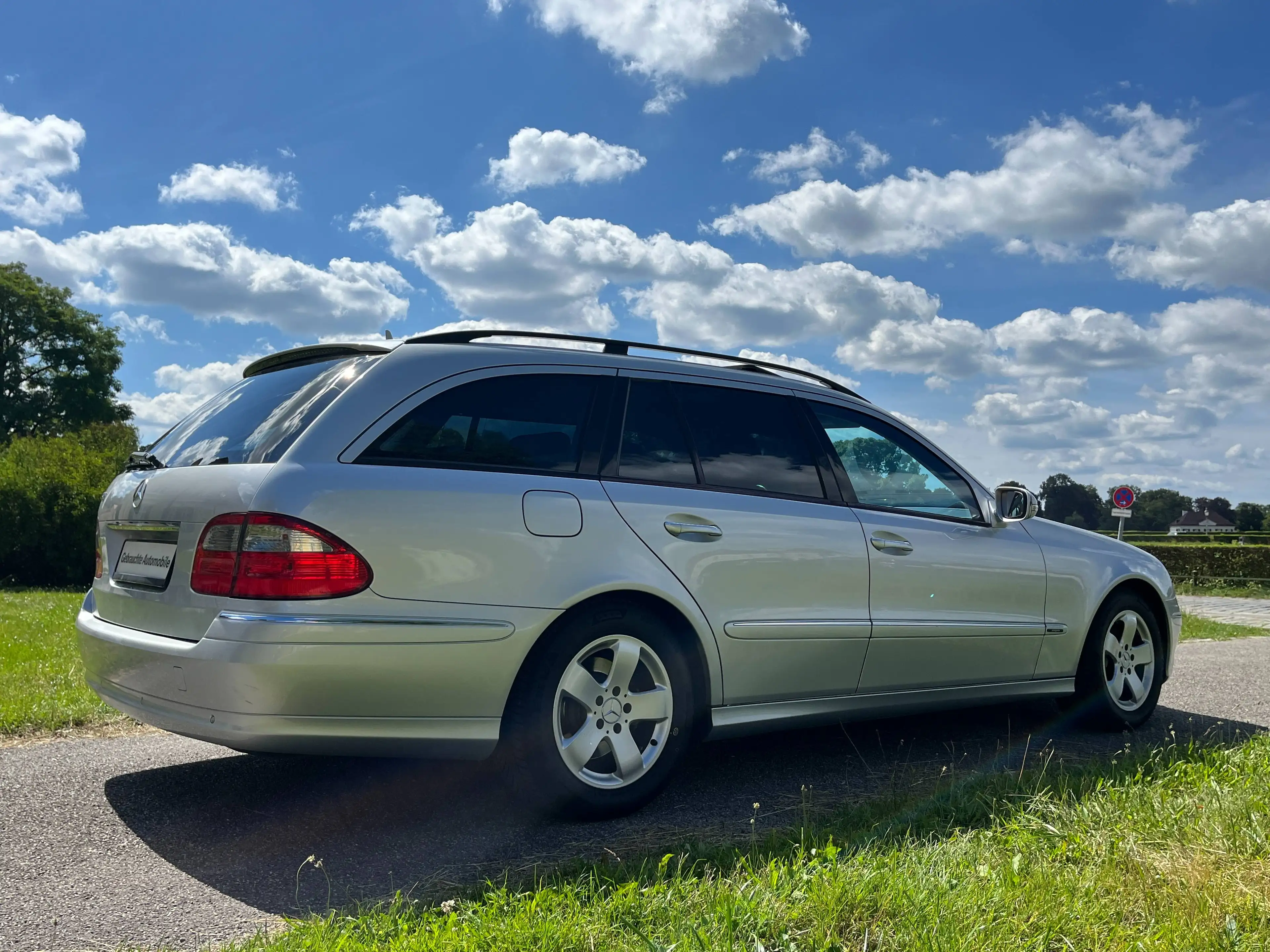 Mercedes-Benz E 350 E 350T Avantgarde Leder Exclusiv Memory H&K — photo 5